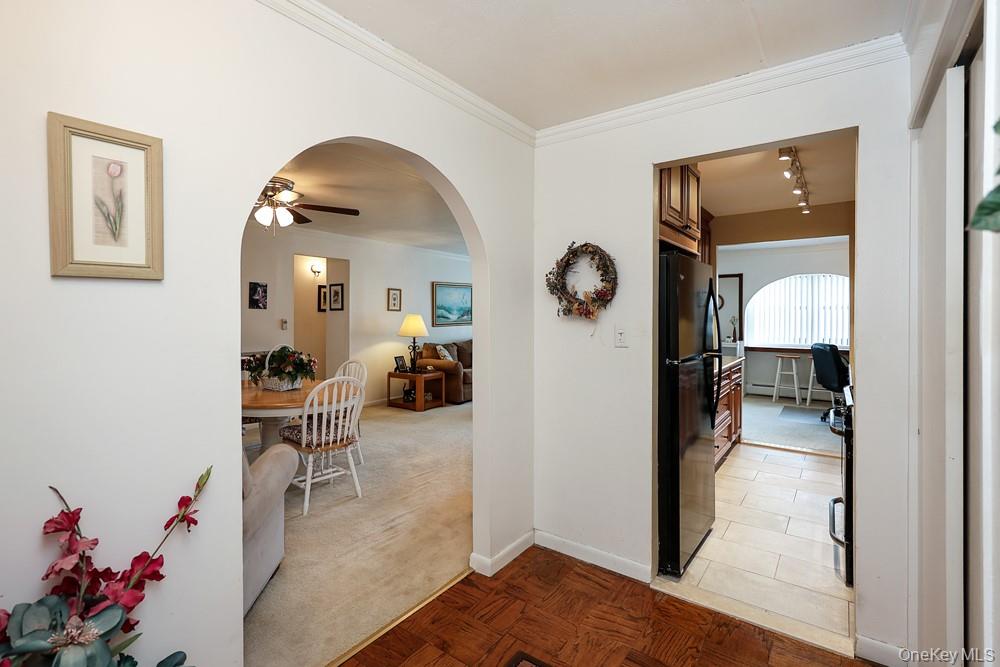 4th image of 100 Clinton Ave, Mineola, NY 11030