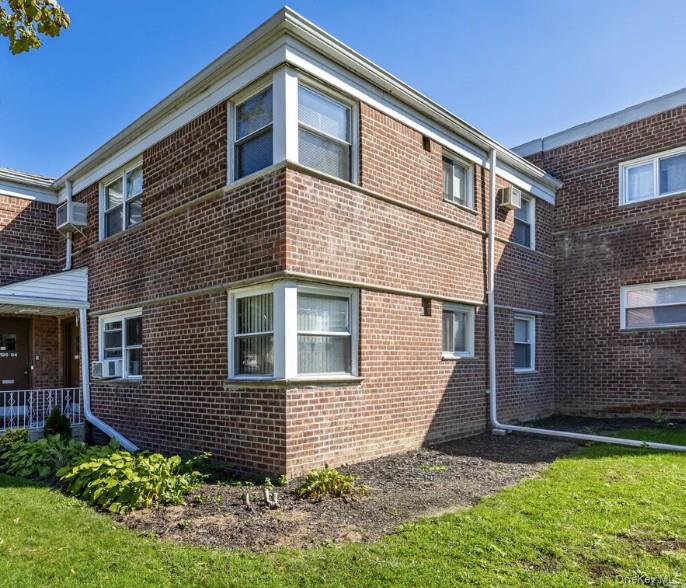 2nd image of 196 08 Pompeii Ave #1B, New York, NY 11423 | MLS# 1035861