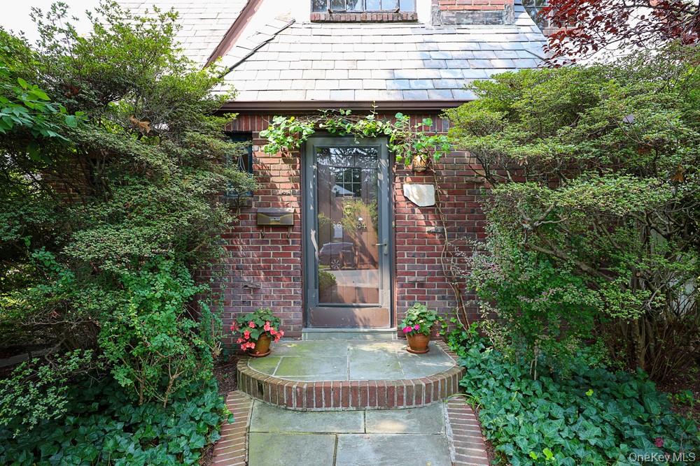 2nd image of 8654 Somerset Ave, New York, NY 11432 | MLS# 1035895