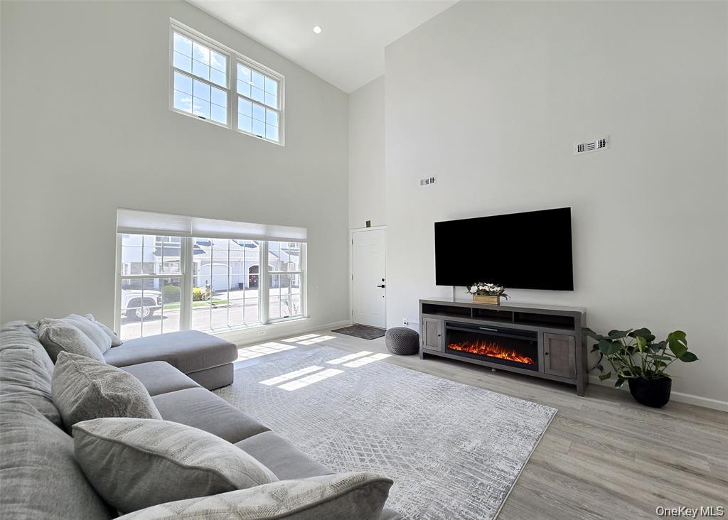 5th image of 5 Charley Ln, Brookhaven, NY 11953 | MLS# 1035934
