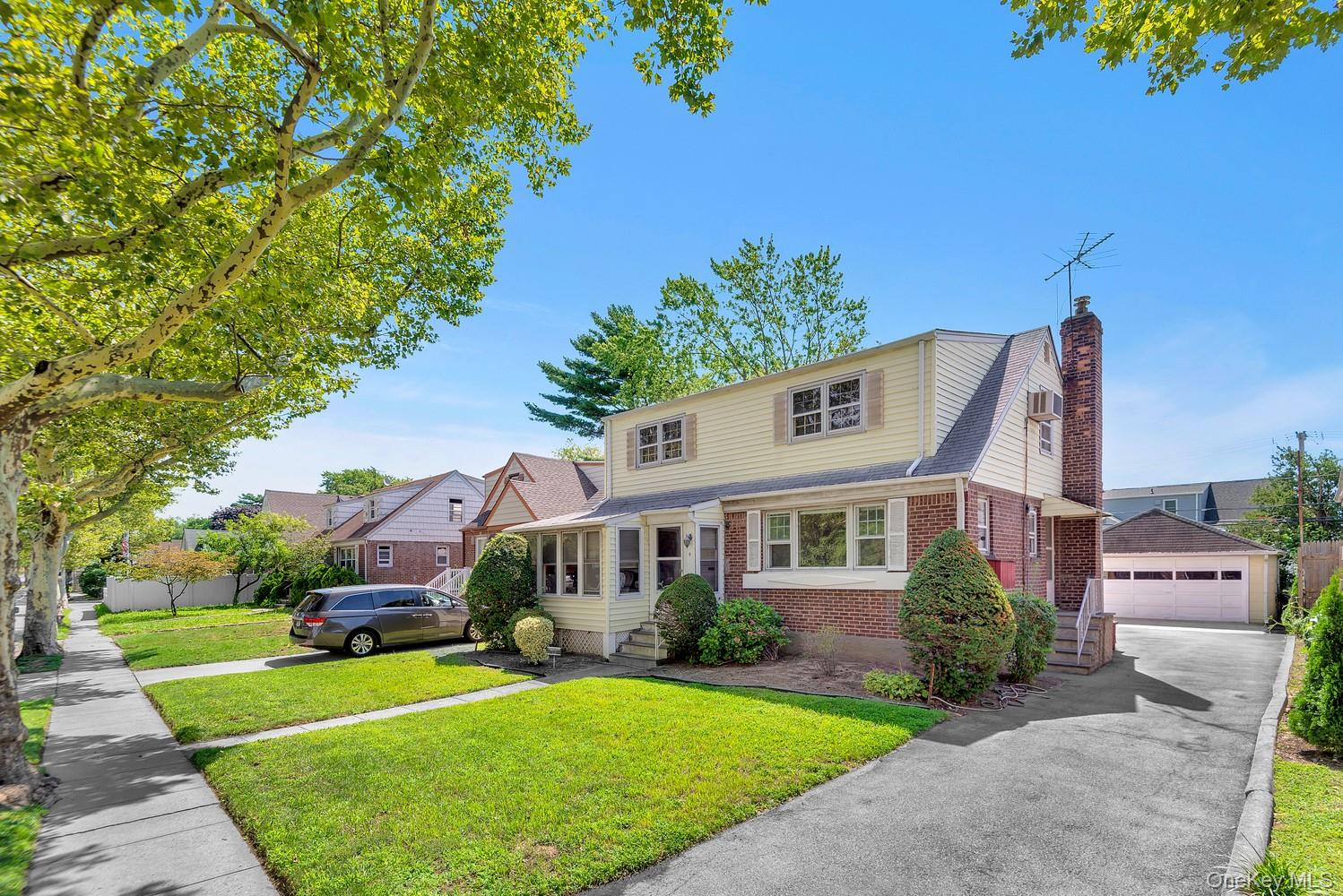1st image of 485 Peninsula Blvd, Hempstead, NY 11563 | MLS# 1035956