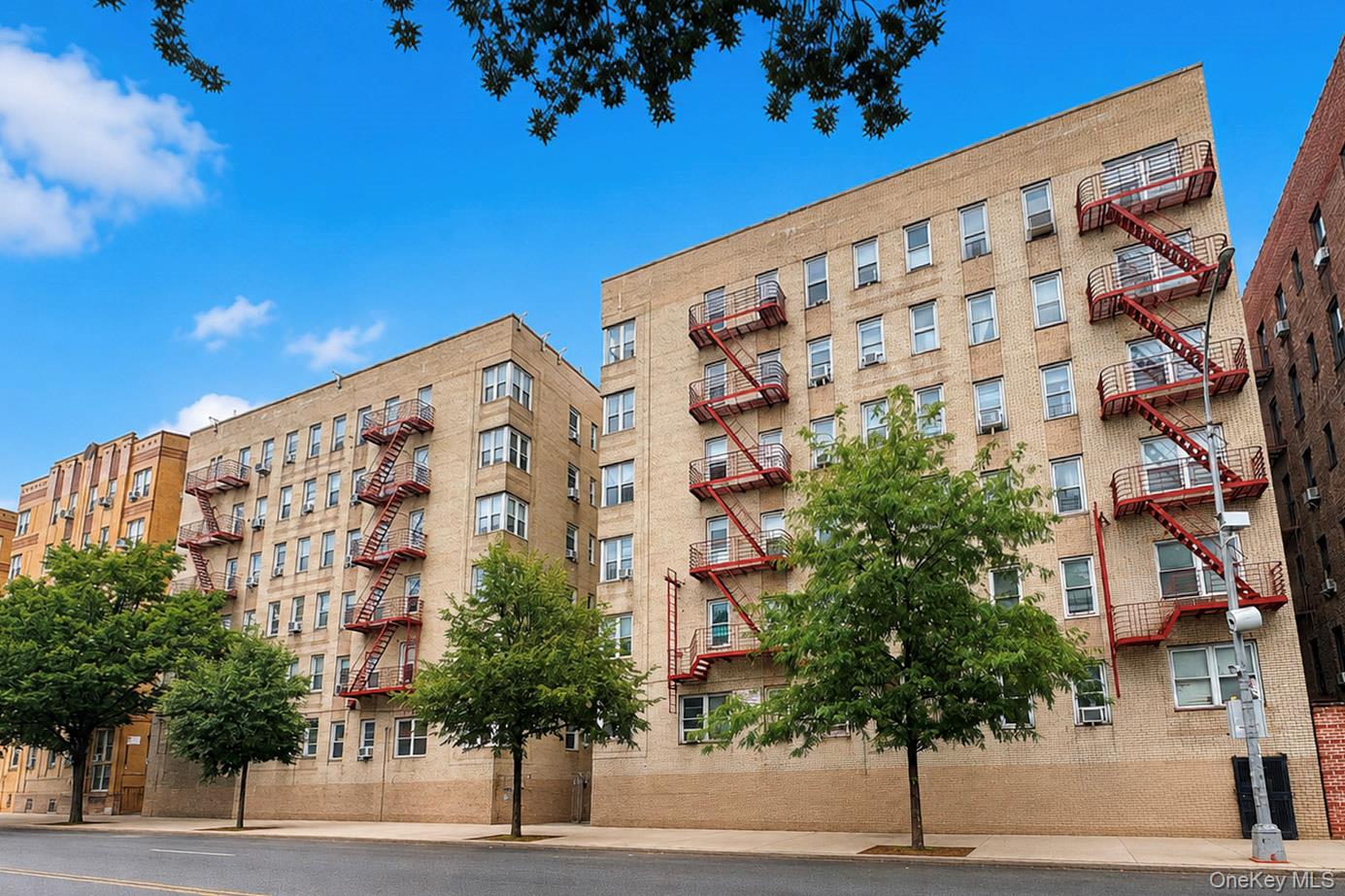 1st image of 2160 Bronx Park E #1F, New York, NY 10462 | MLS# 1035990