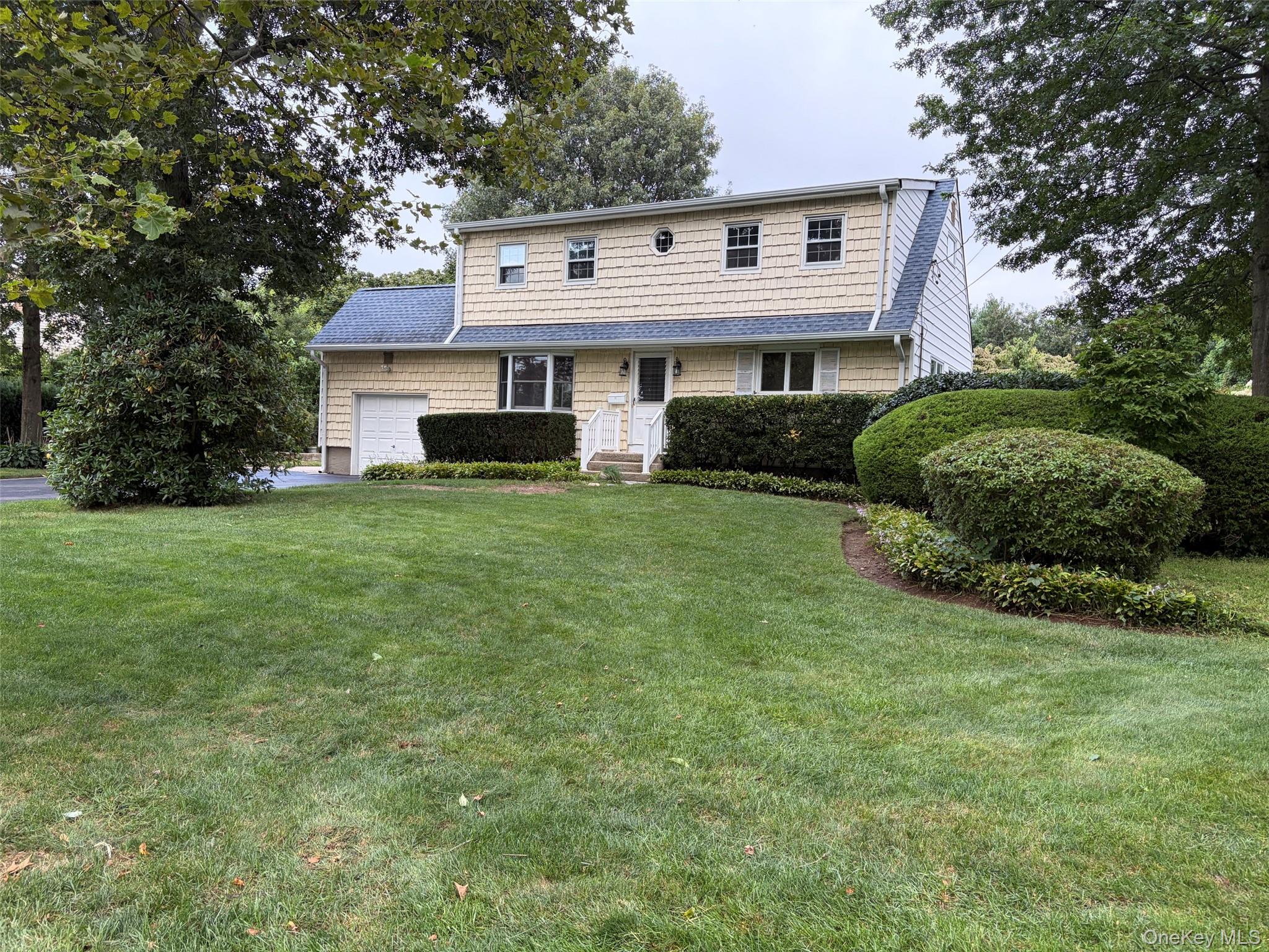 2nd image of 21 Purdy Ave, Huntington, NY 11731 | MLS# 1036007
