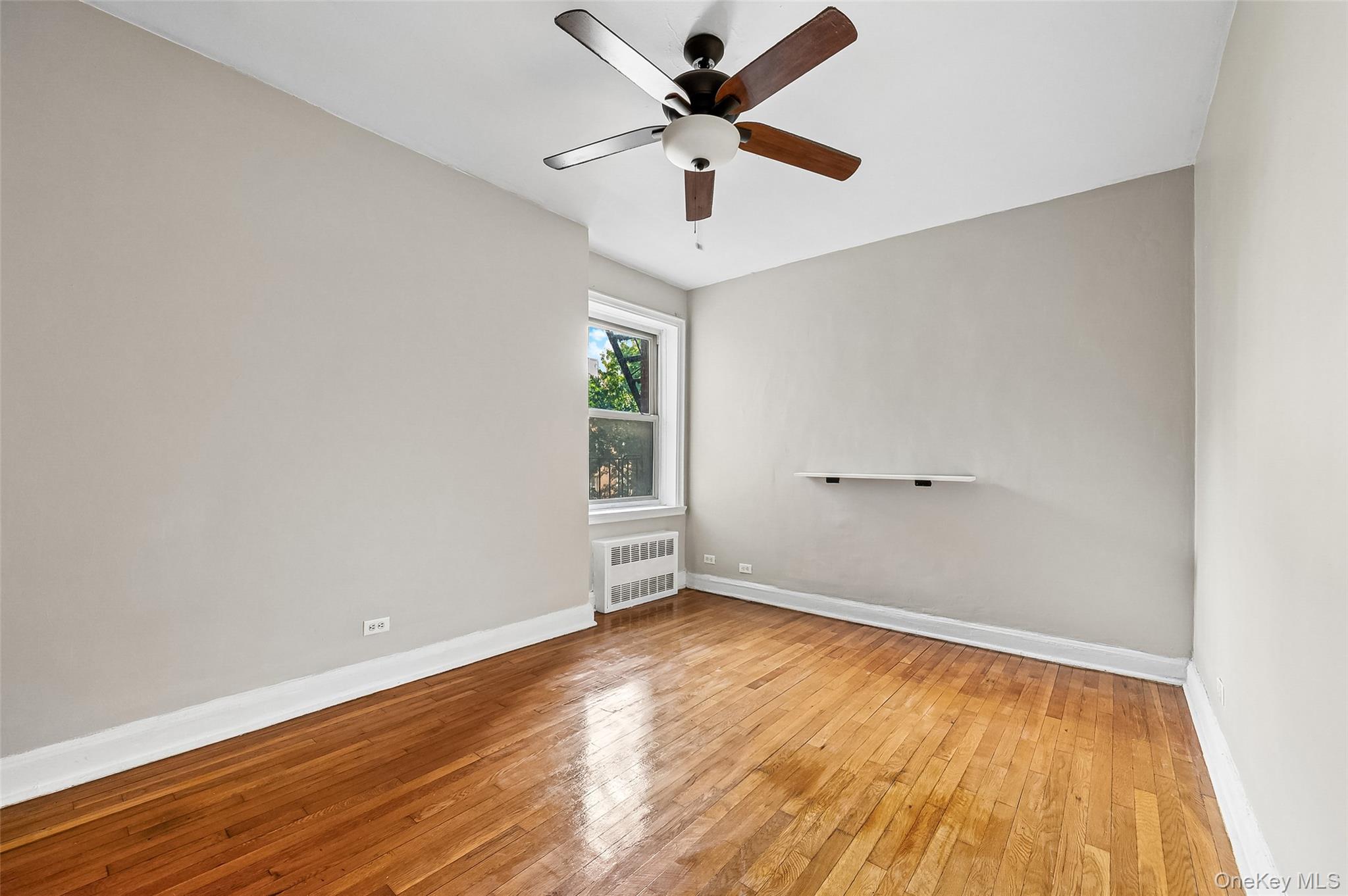 4th image of 48-42 44Th St, Woodside, NY 11377