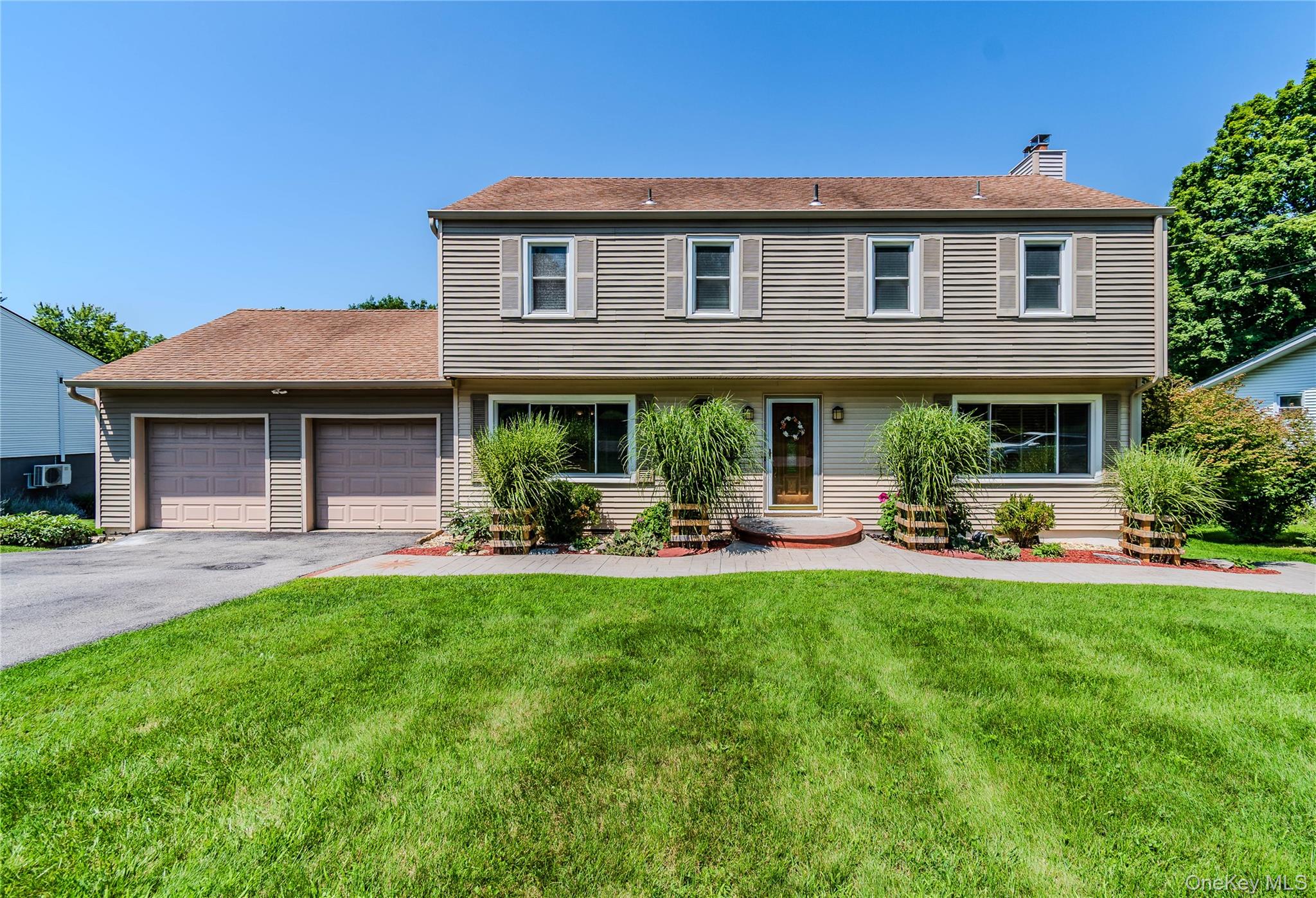 2nd image of 10 Old Mill Dr, Poughkeepsie (town), NY 12603 | MLS# 1036031