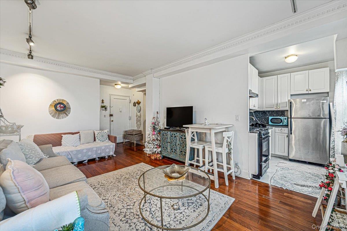 4th image of 99-60 63Rd Rd #7S, New York, NY 11374 | MLS# 1036049