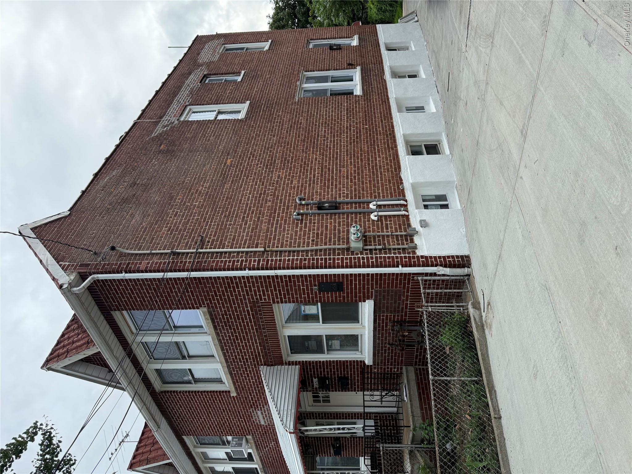 4th image of 1431 Merry Ave, New York, NY 10461 | MLS# 1036062