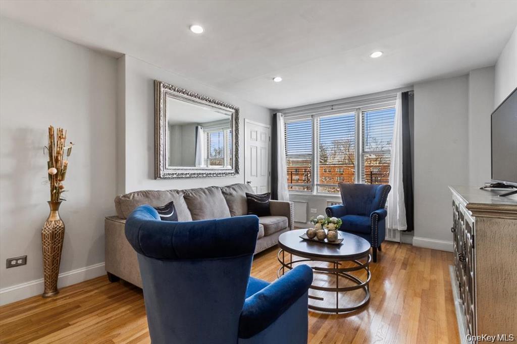 2nd image of 5425 Valles Ave #3F, New York, NY 10471 | MLS# 1036091