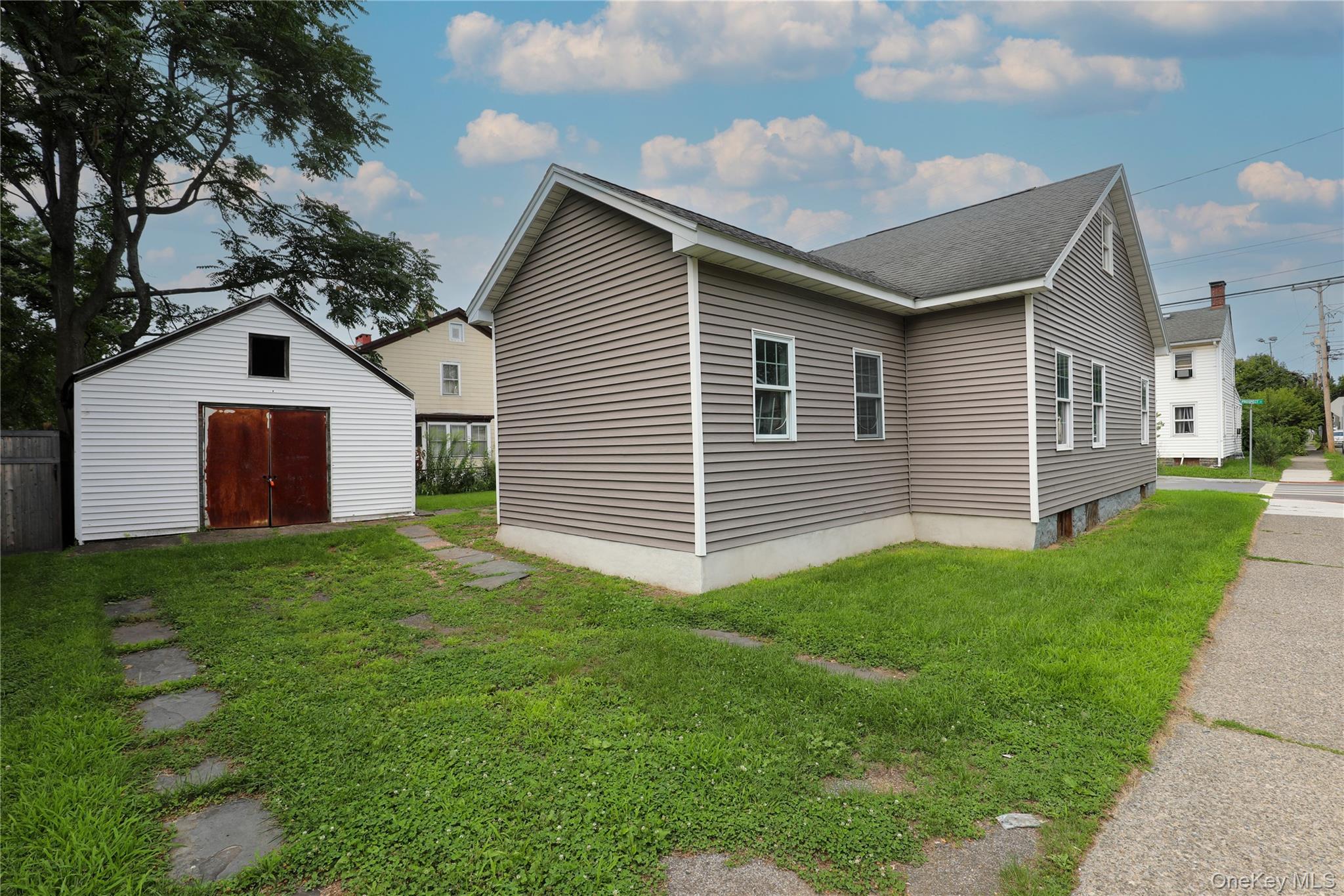 3rd image of 119 Prospect St, Kingston, NY 12401 | MLS# 1036099