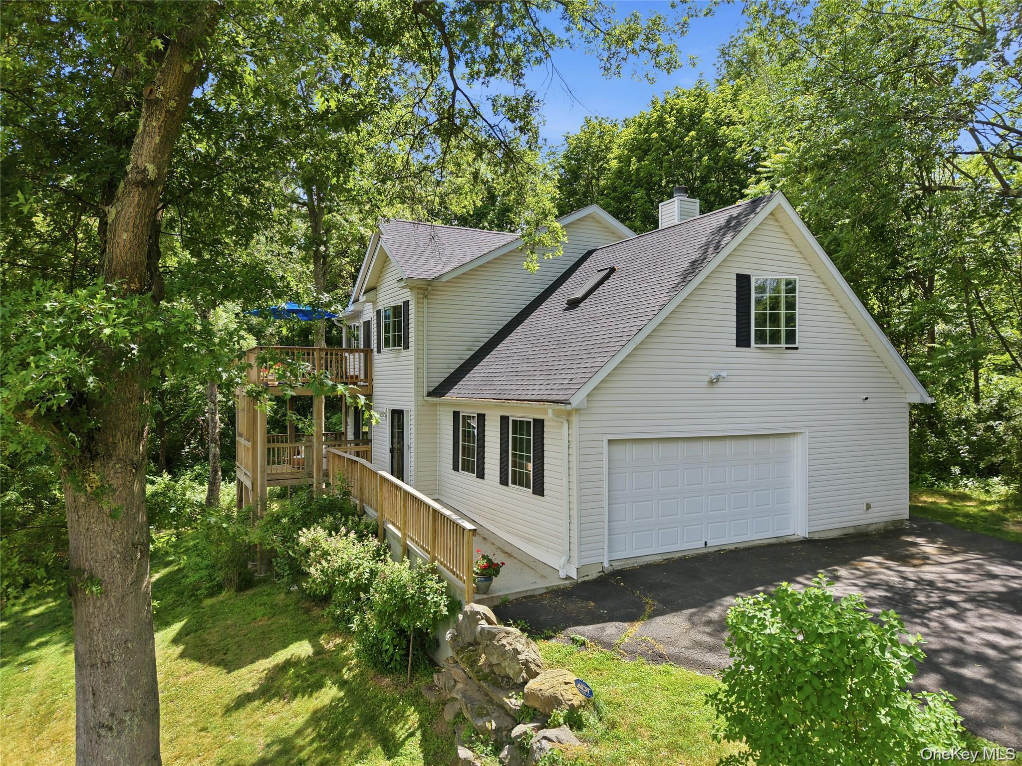 3rd image of 15 Meadow Dr, Red Hook, NY 12571 | MLS# 1036106