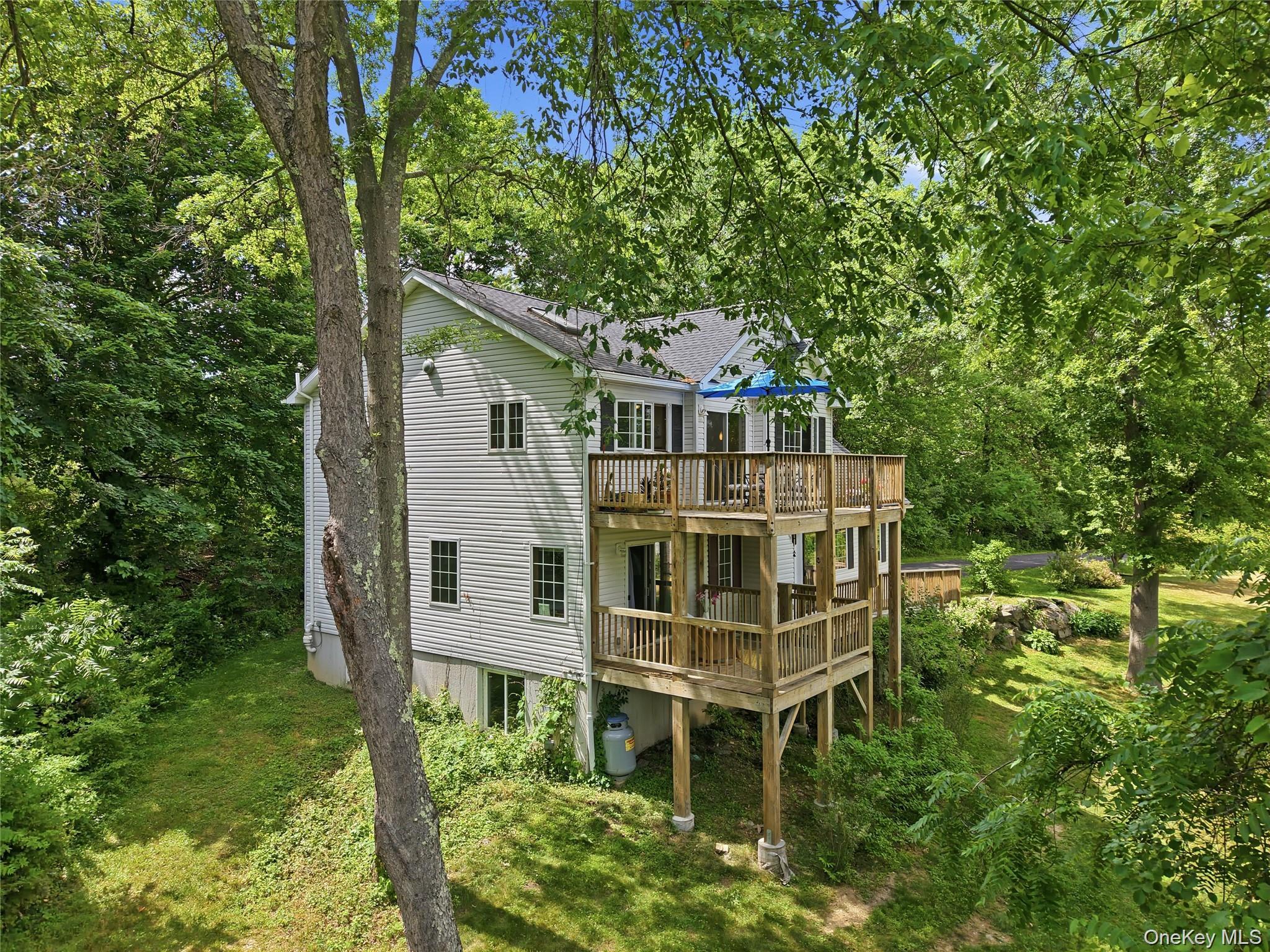 39th image of 15 Meadow Dr, Red Hook, NY 12571 | MLS# 1036106