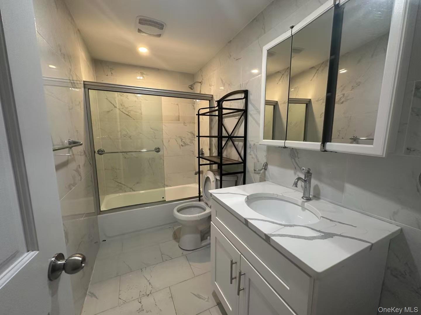 7th image of 605 Barbadoes Dr, New York, NY 11692 | MLS# 1036107