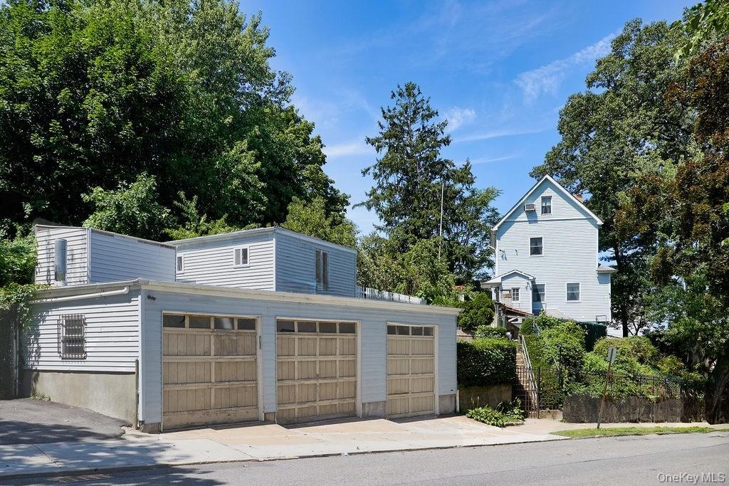 1st image of 404 Prescott St, Yonkers, NY 10701 | MLS# 1036124