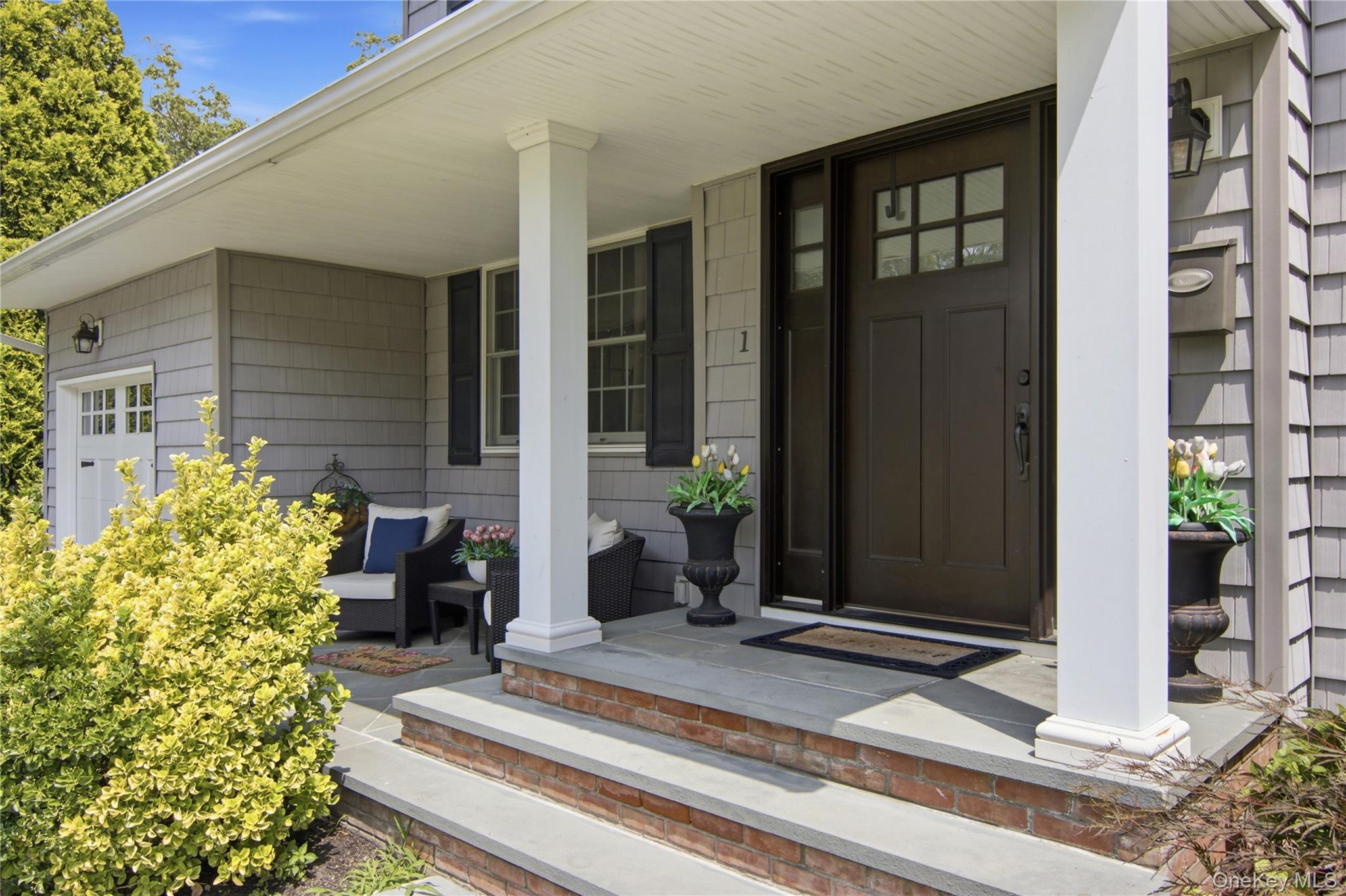 2nd image of 1 Wenmore Ct, Smithtown, NY 11725 | MLS# 1036130