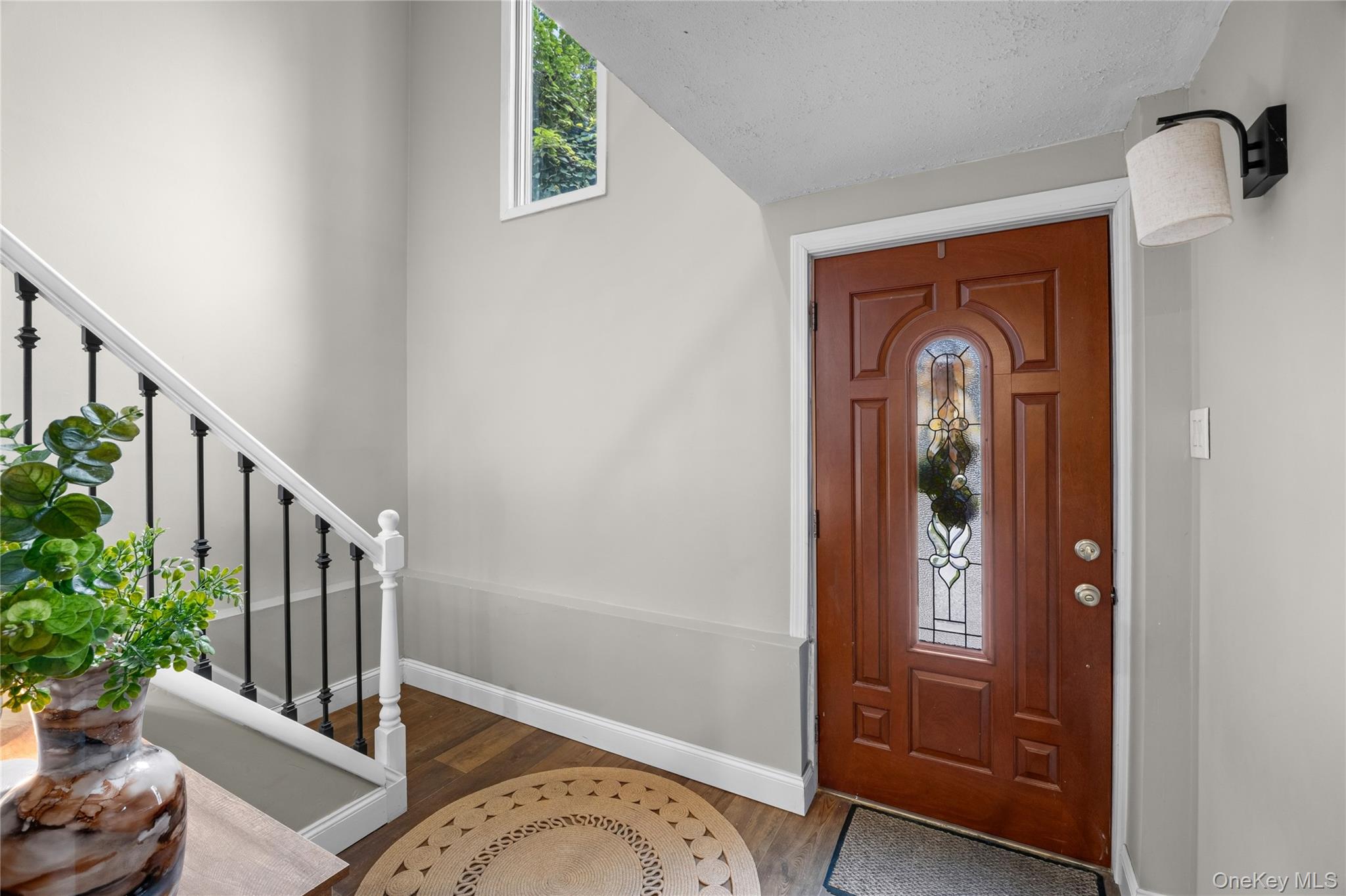 2nd image of 33 Manhasset Rd, Brookhaven, NY 11789 | MLS# 1036132