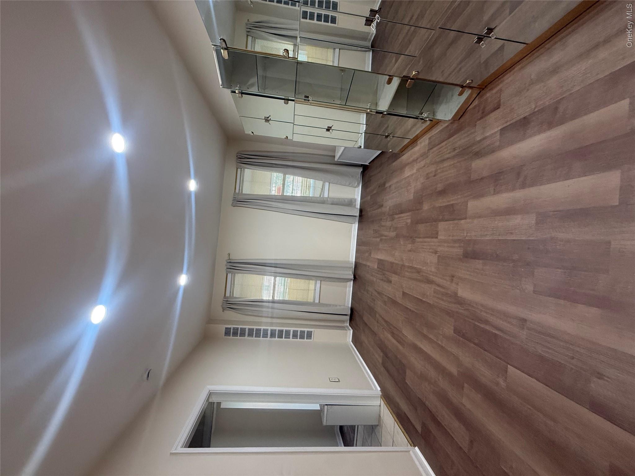 5th image of 868 Morris Park Ave, New York, NY 10462 | MLS# 1036143