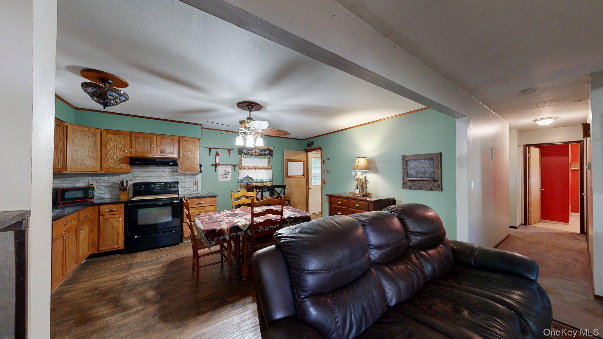 4th image of 391 Starlight Dr, Brookhaven, NY 11967 | MLS# 1036145