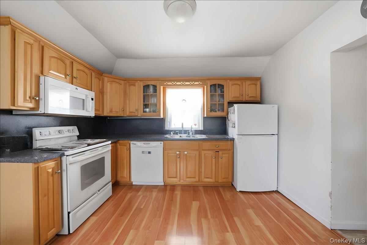 4th image of 76 2 Ave, Hempstead, NY 11518 | MLS# 1036214