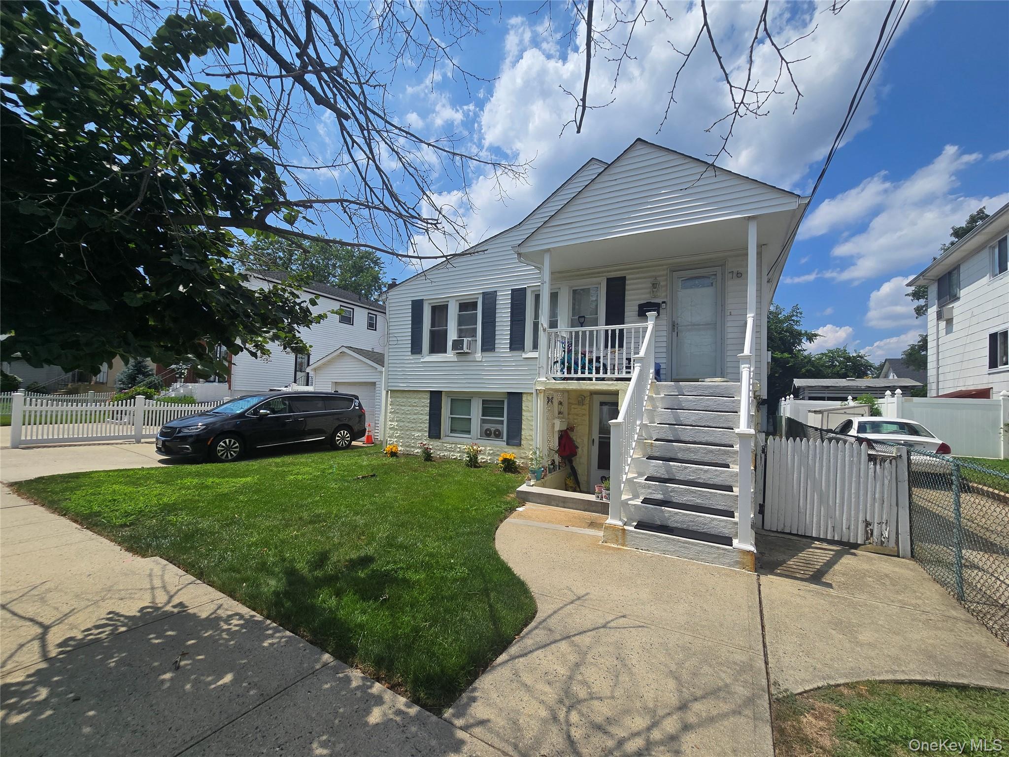 31st image of 76 2 Ave, Hempstead, NY 11518 | MLS# 1036214