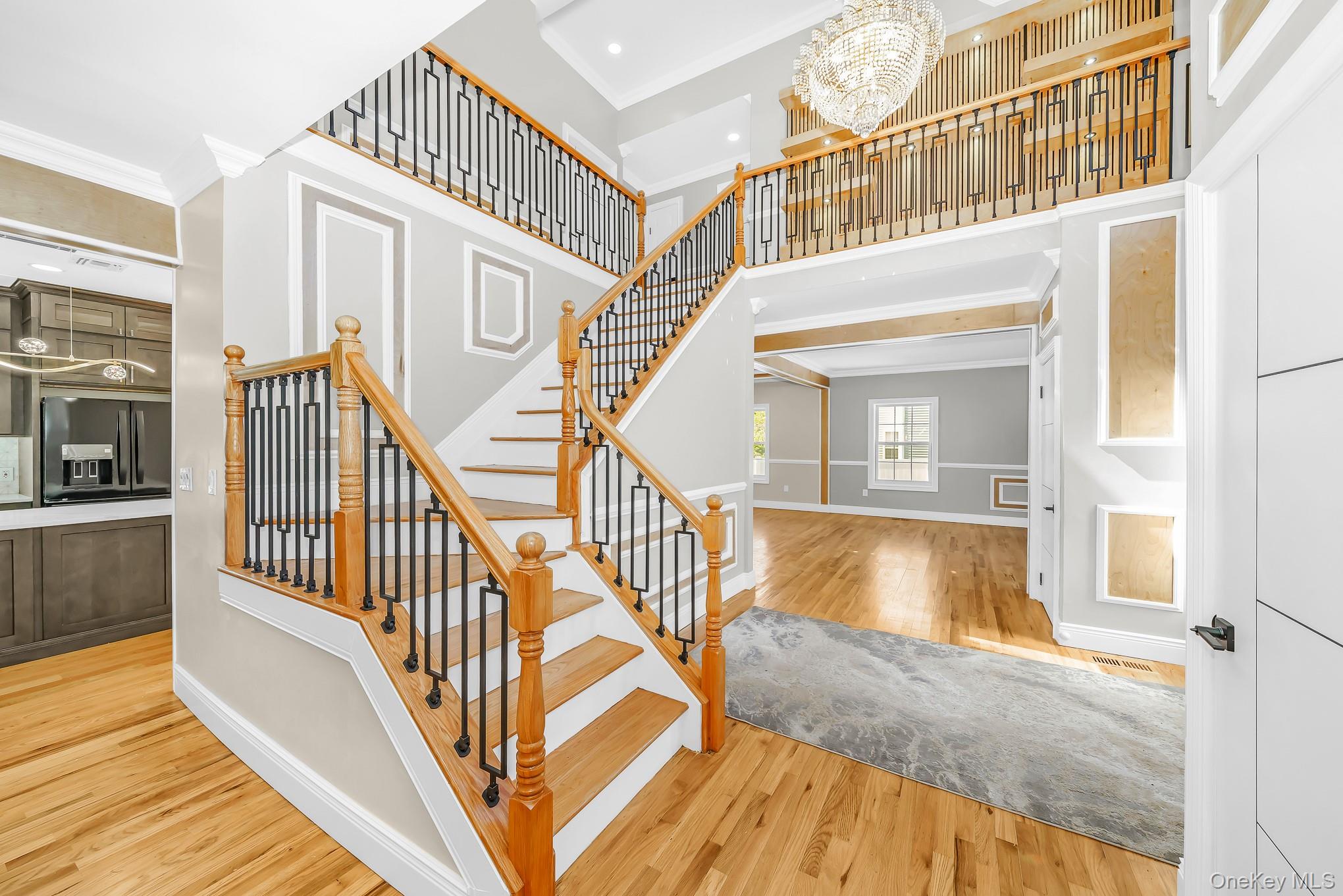 2nd image of 14 Lindsey Pl, Islip, NY 11741 | MLS# 1036231