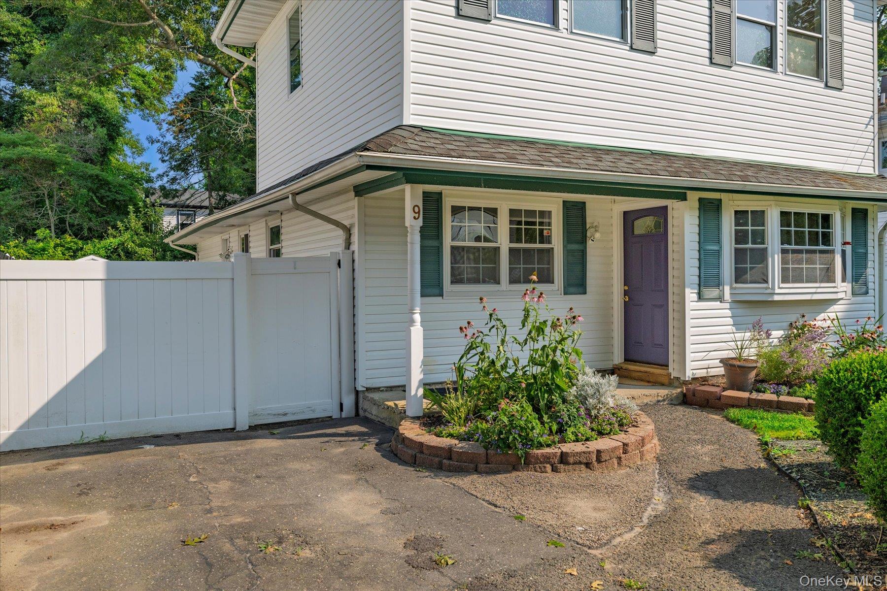 2nd image of 9 Robinson Dr, Brookhaven, NY 11967 | MLS# 1036276