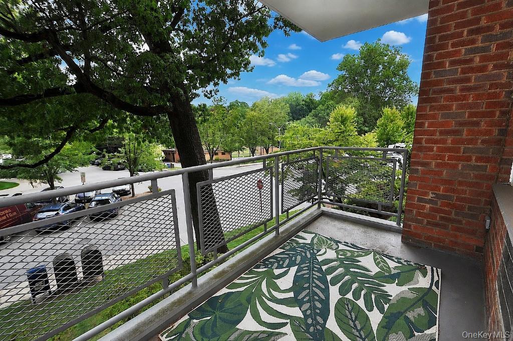2nd image of 281 Garth Rd #B1G, Eastchester, NY 10583 | MLS# 1036322