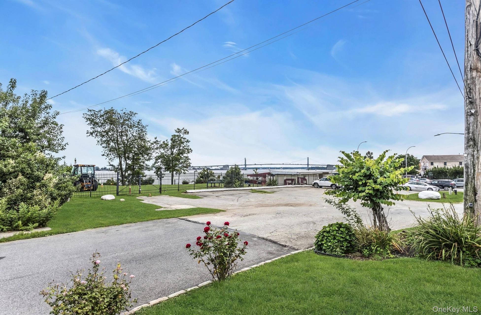 27th image of 14962 Powells Cove Blvd, New York, NY 11357 | MLS# 1036365