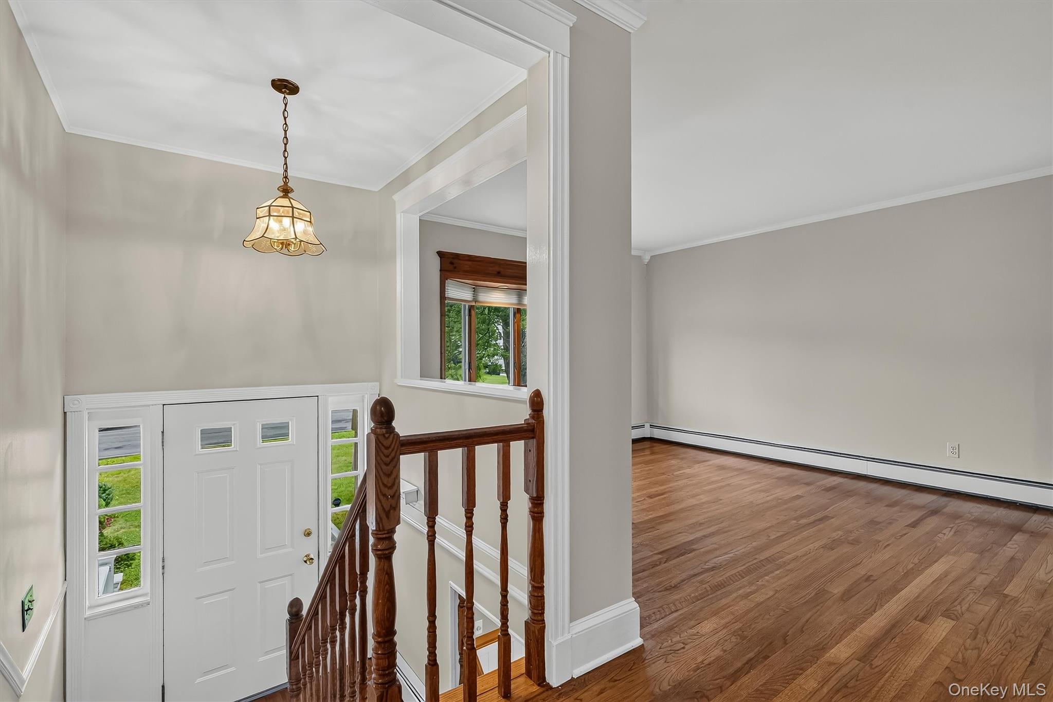 2nd image of 8 Bridle Ln, Chester Town, NY 10918 | MLS# 1036394