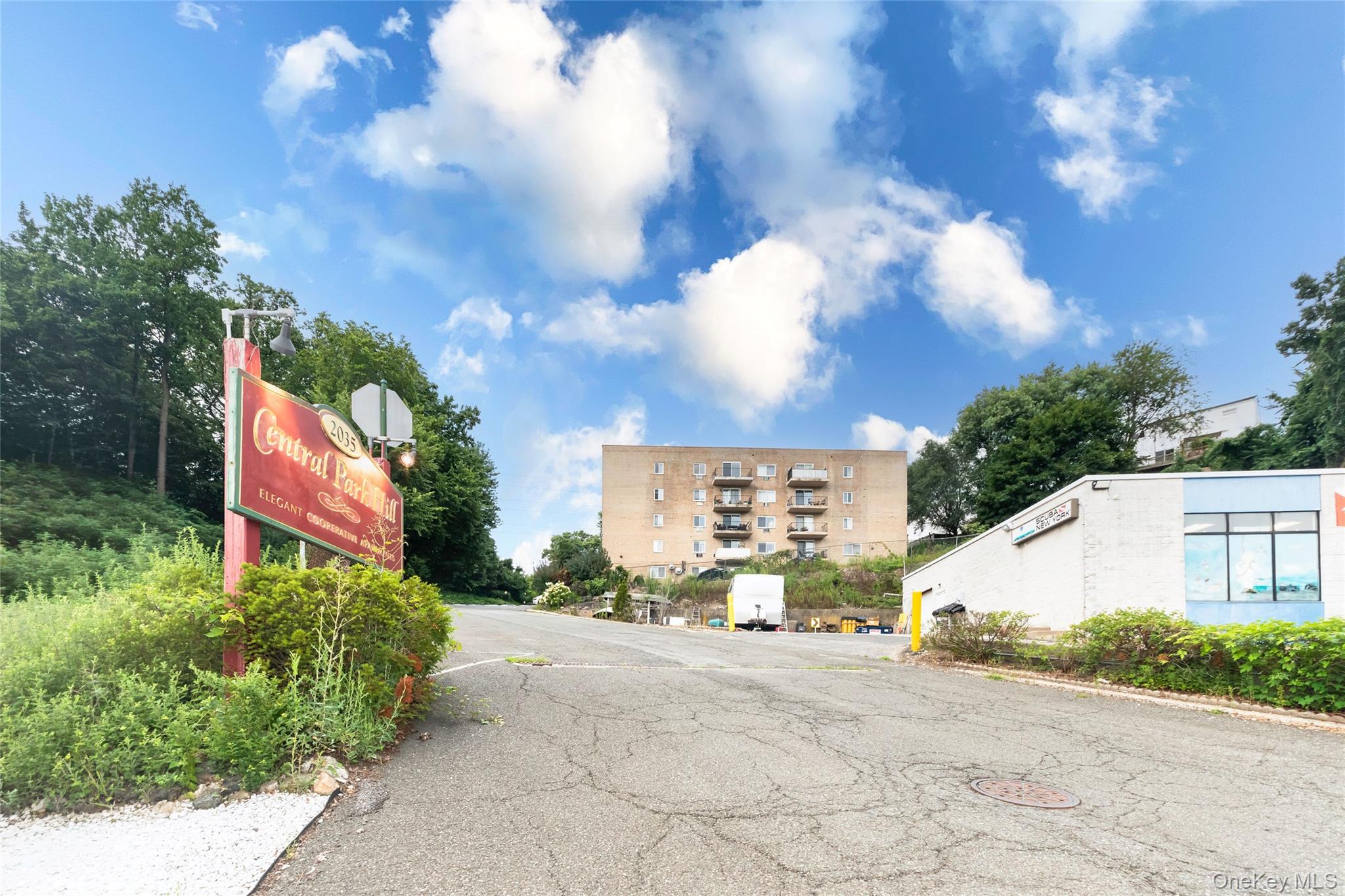 2nd image of 2035 Central Park Ave, Yonkers, NY 10710