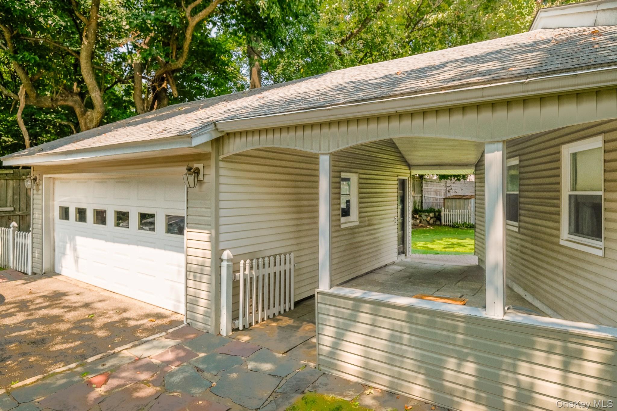 4th image of 121 Winderemere Dr, Yonkers, NY 10710 | MLS# 1036420