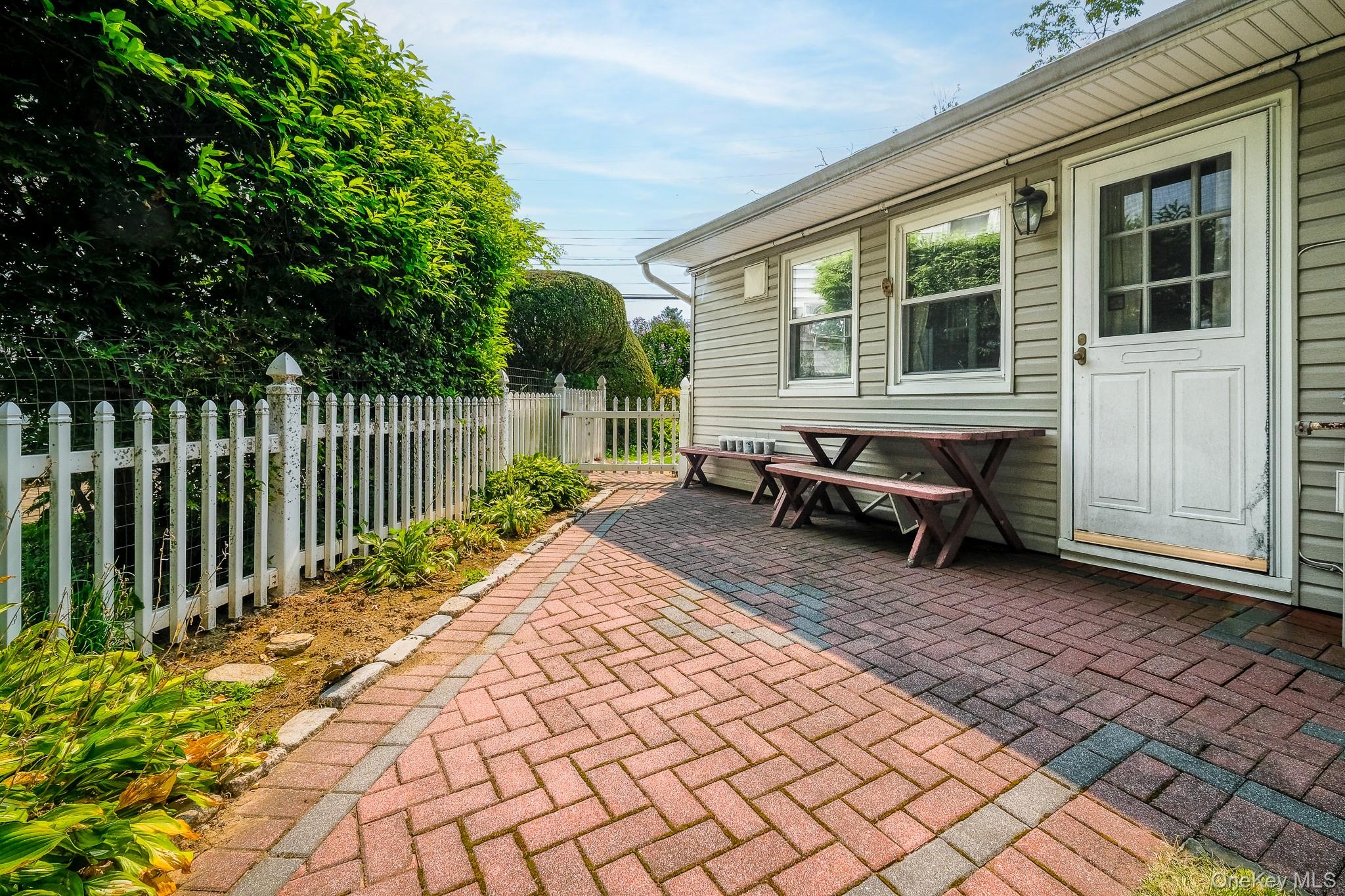 5th image of 121 Winderemere Dr, Yonkers, NY 10710 | MLS# 1036420