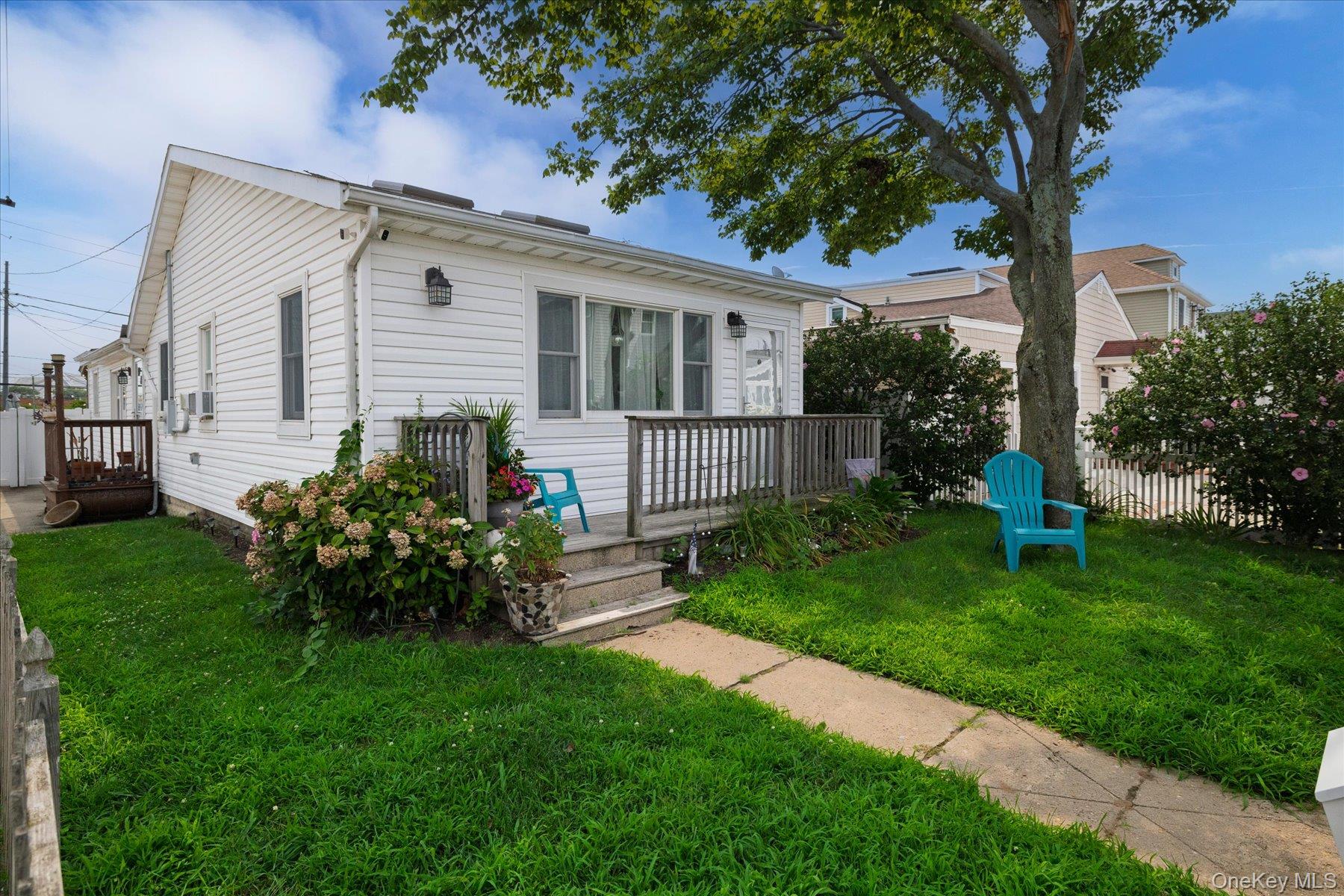 2nd image of 59 Kildare Rd, Hempstead, NY 11558 | MLS# 1036459