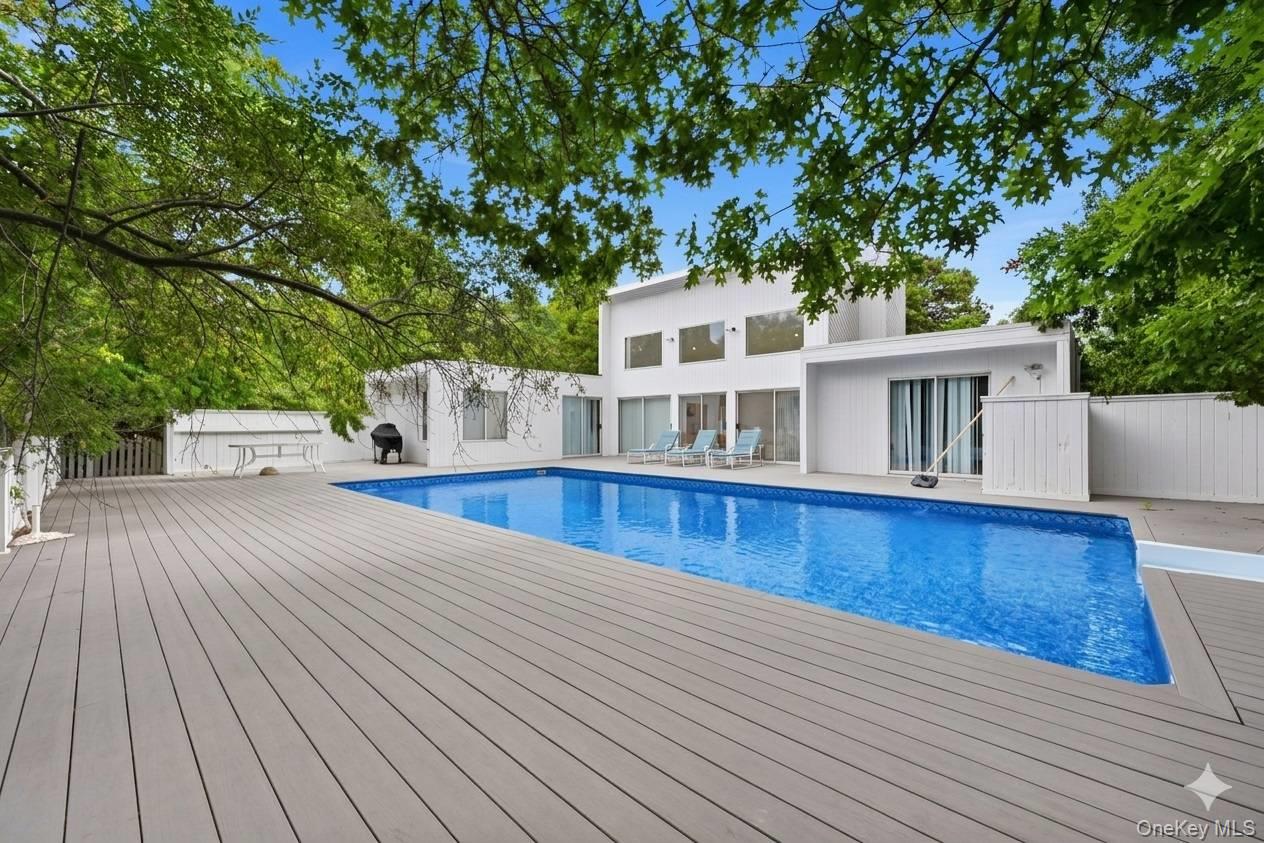 1st image of 23 Deerfield Wy, Southampton, NY 11959 | MLS# 1036461