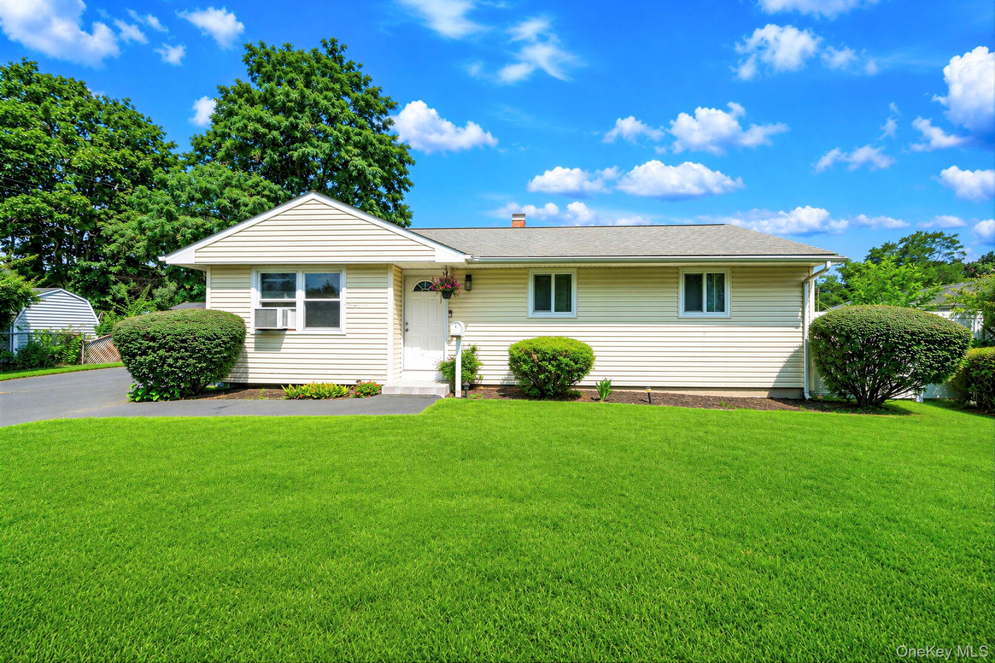 2nd image of 2803 Eagle Ave, Brookhaven, NY 11763 | MLS# 1036481