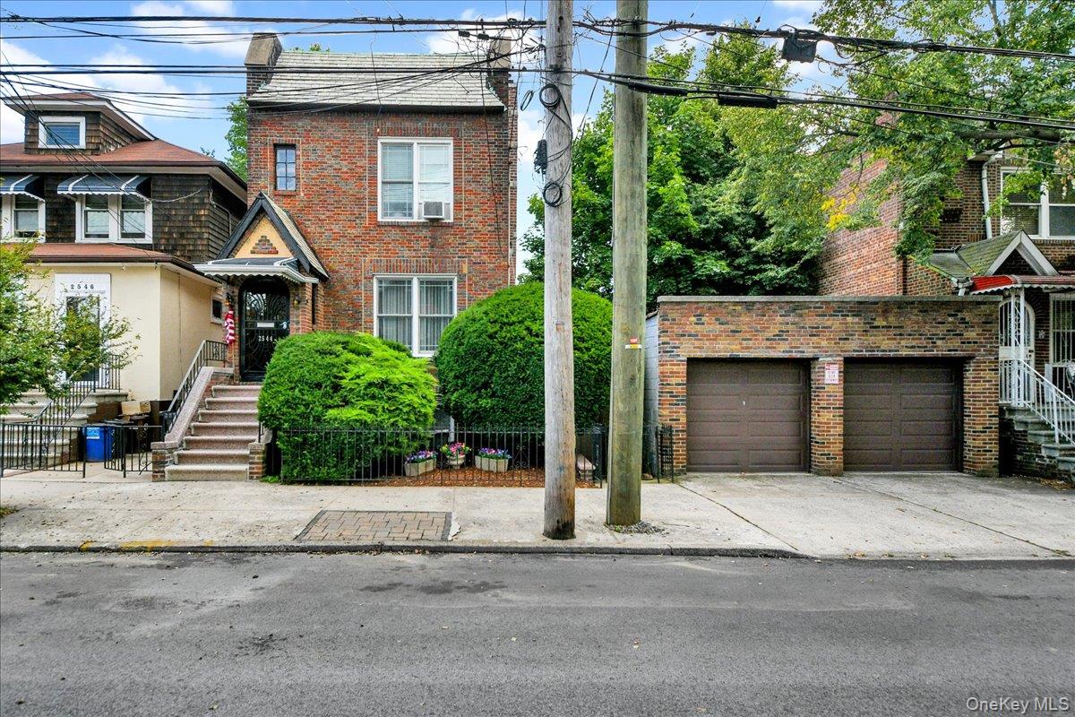 2nd image of 2544 Lurting Ave, New York, NY 10469 | MLS# 1036489