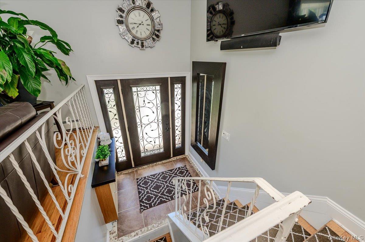 2nd image of 3897 Darby Ln, Hempstead, NY 11783 | MLS# 1036493