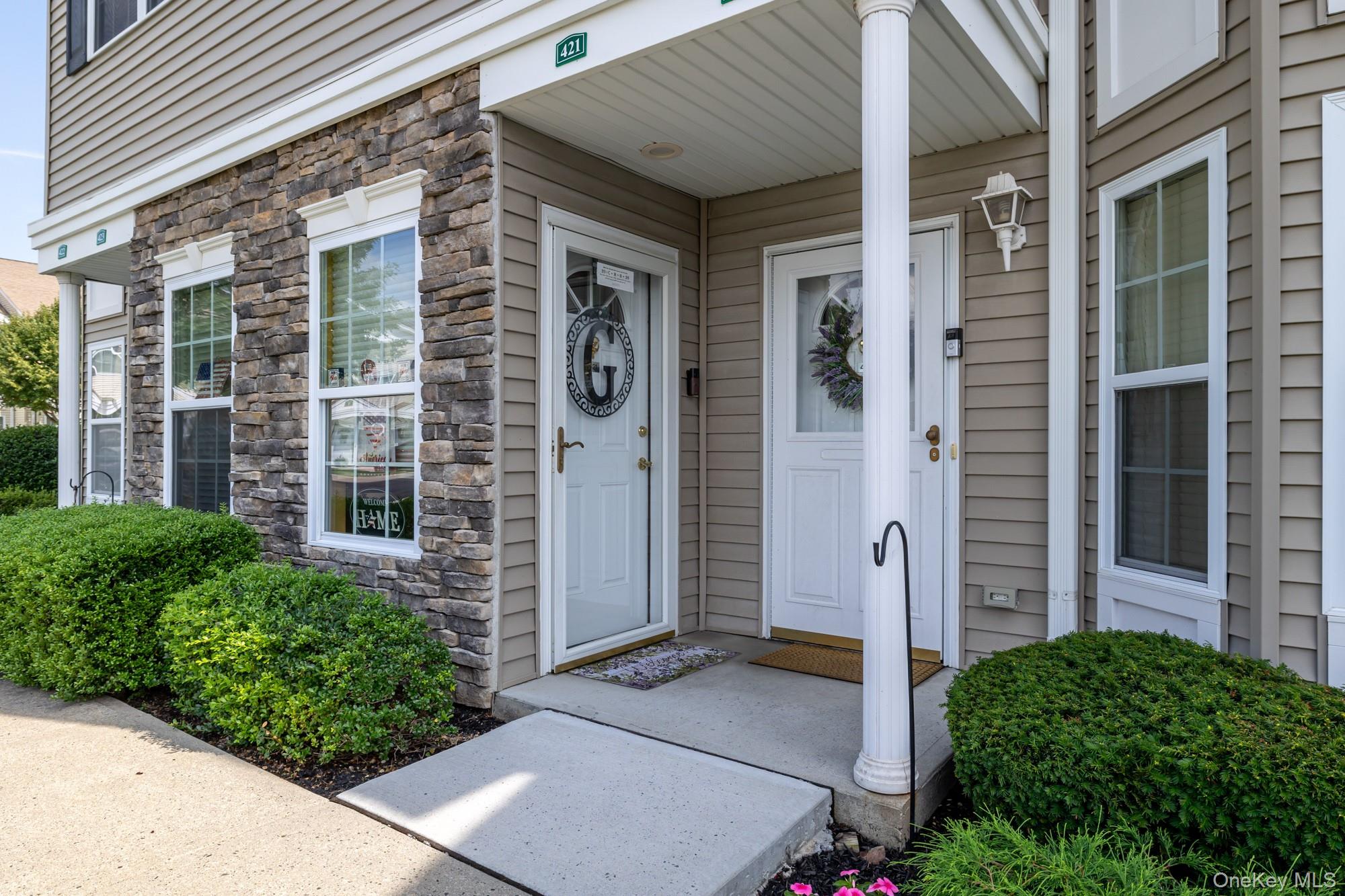 4th image of 421 Autumn Dr, Hempstead, NY 11554 | MLS# 1036497
