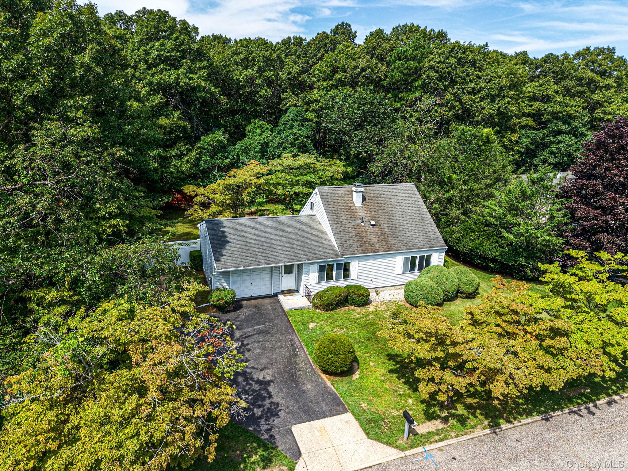 2nd image of 1050 Sipp Ave, Brookhaven, NY 11763 | MLS# 1036570