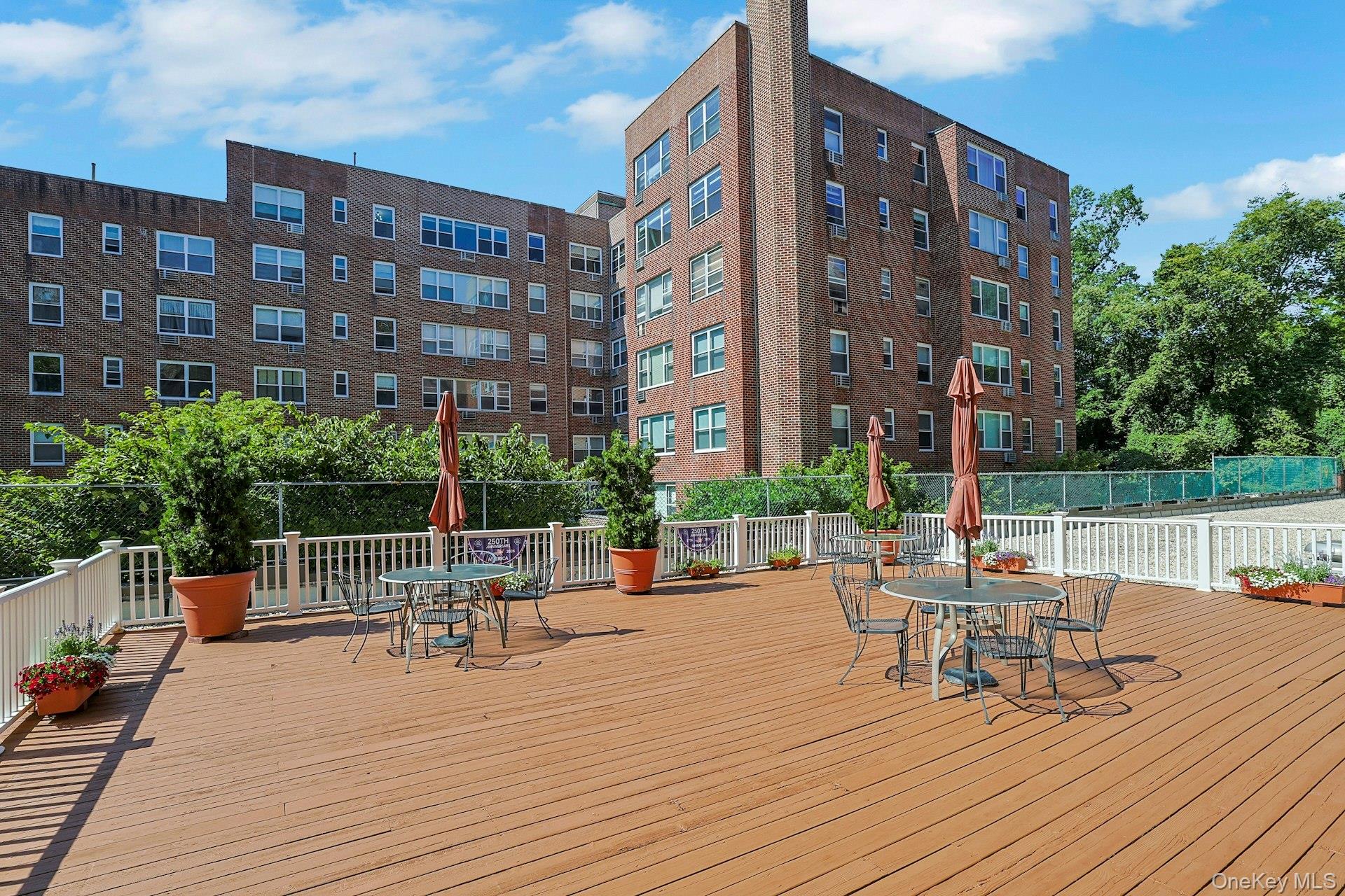 2nd image of 253 Garth Rd, Eastchester, NY 10583