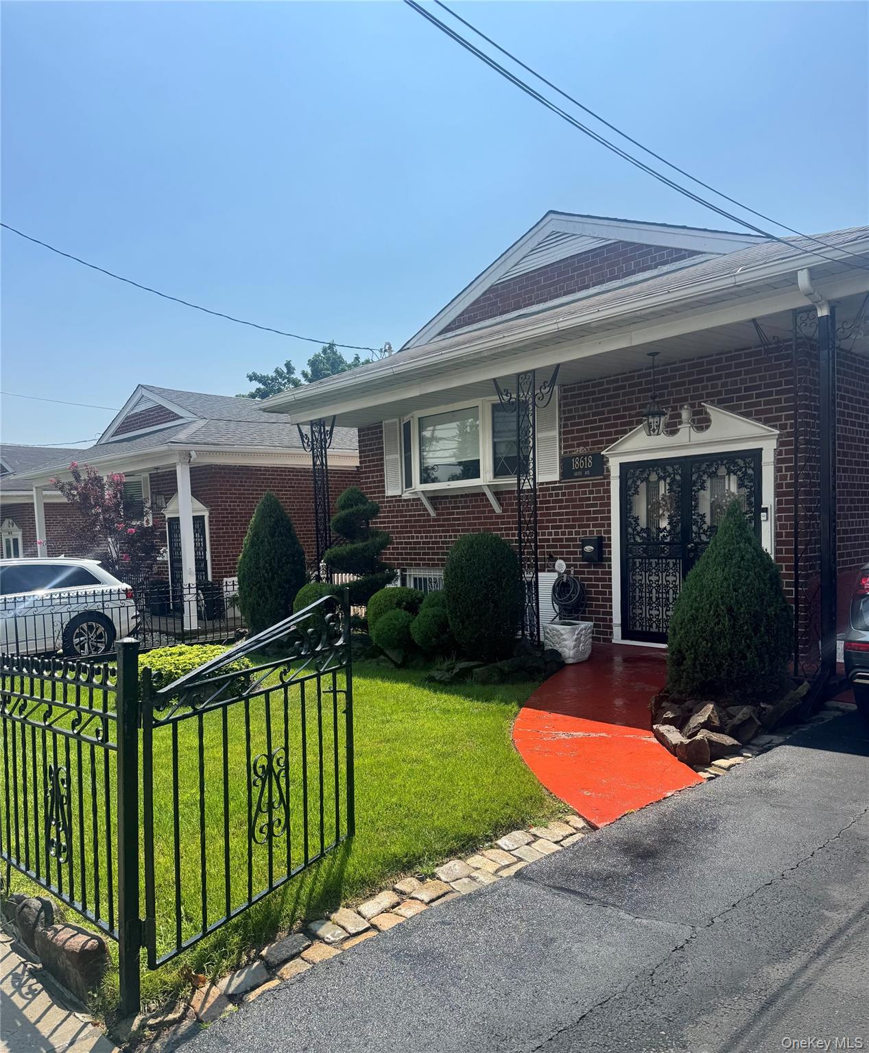 2nd image of 18618 140th Ave, New York, NY 11413 | MLS# 1036575