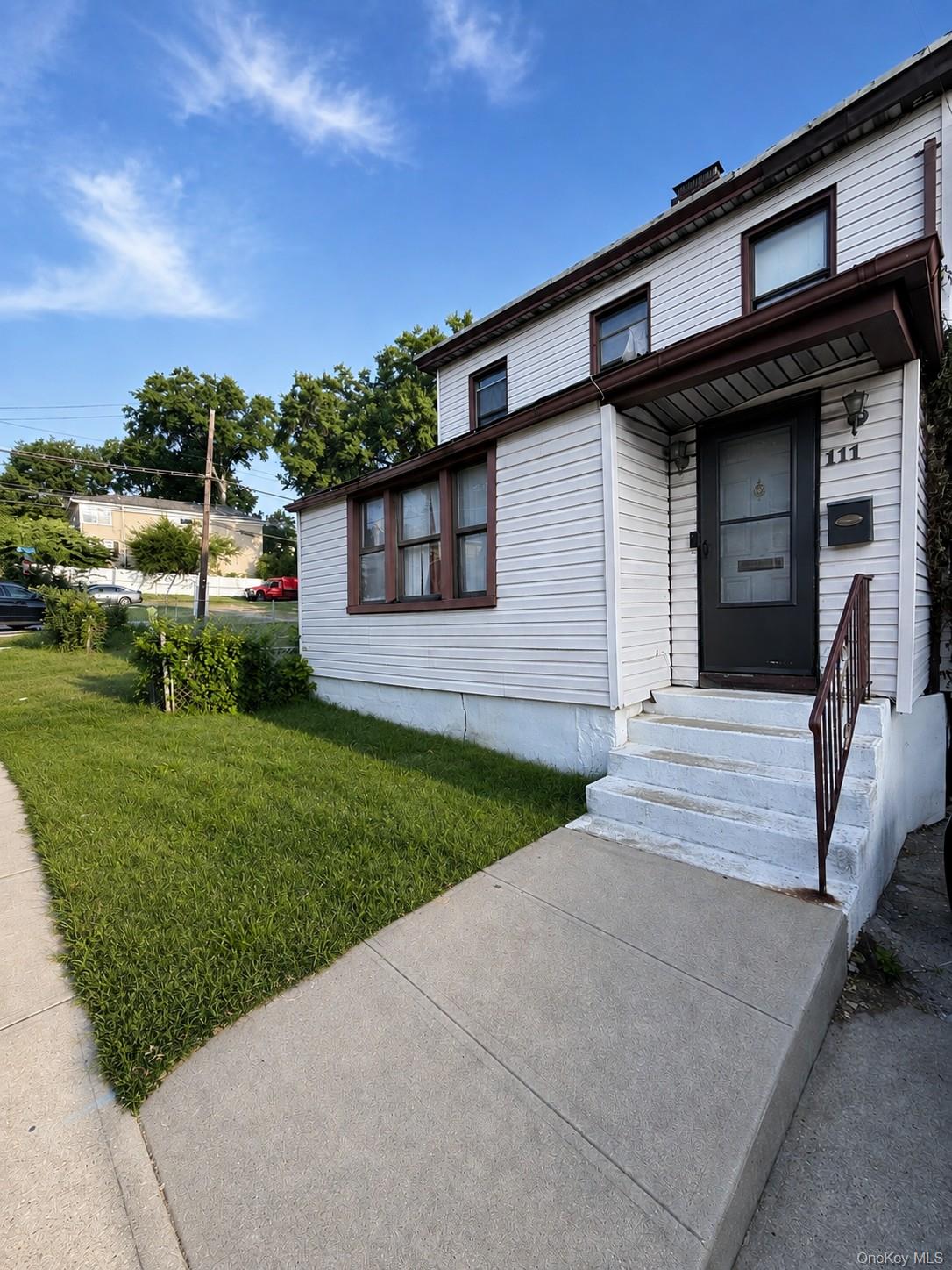 1st image of 111 Lincoln Ave, New Rochelle, NY 10801 | MLS# 1036600