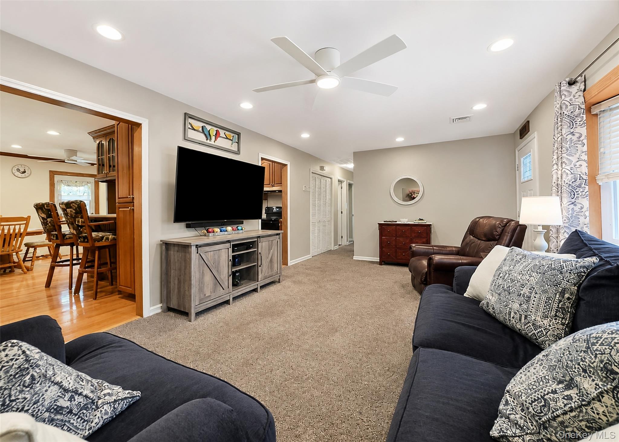 4th image of 47 March Ct, Brookhaven, NY 11784 | MLS# 1036601