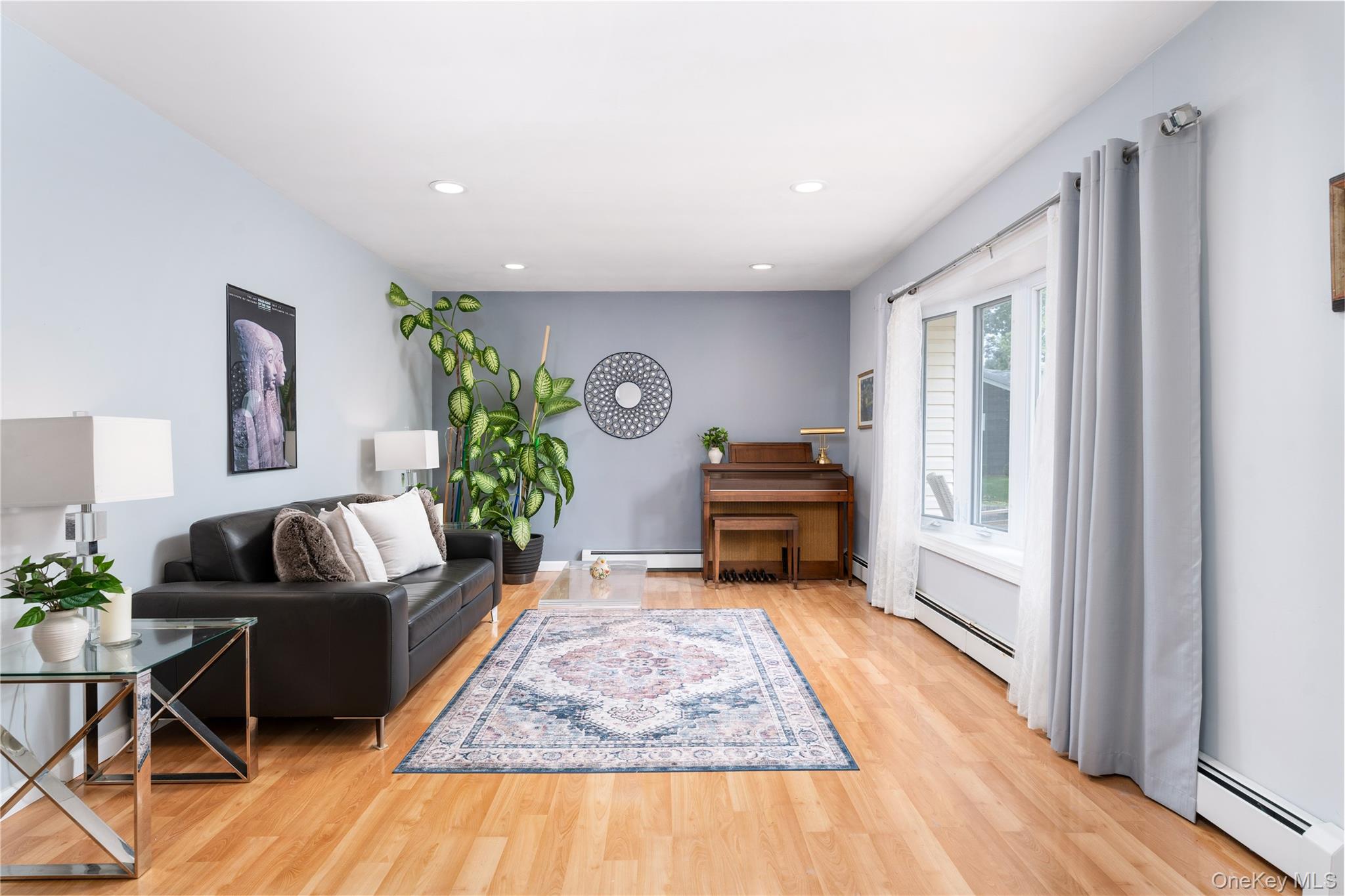 2nd image of 4 Shelley Ct, Brookhaven, NY 11953 | MLS# 1036634