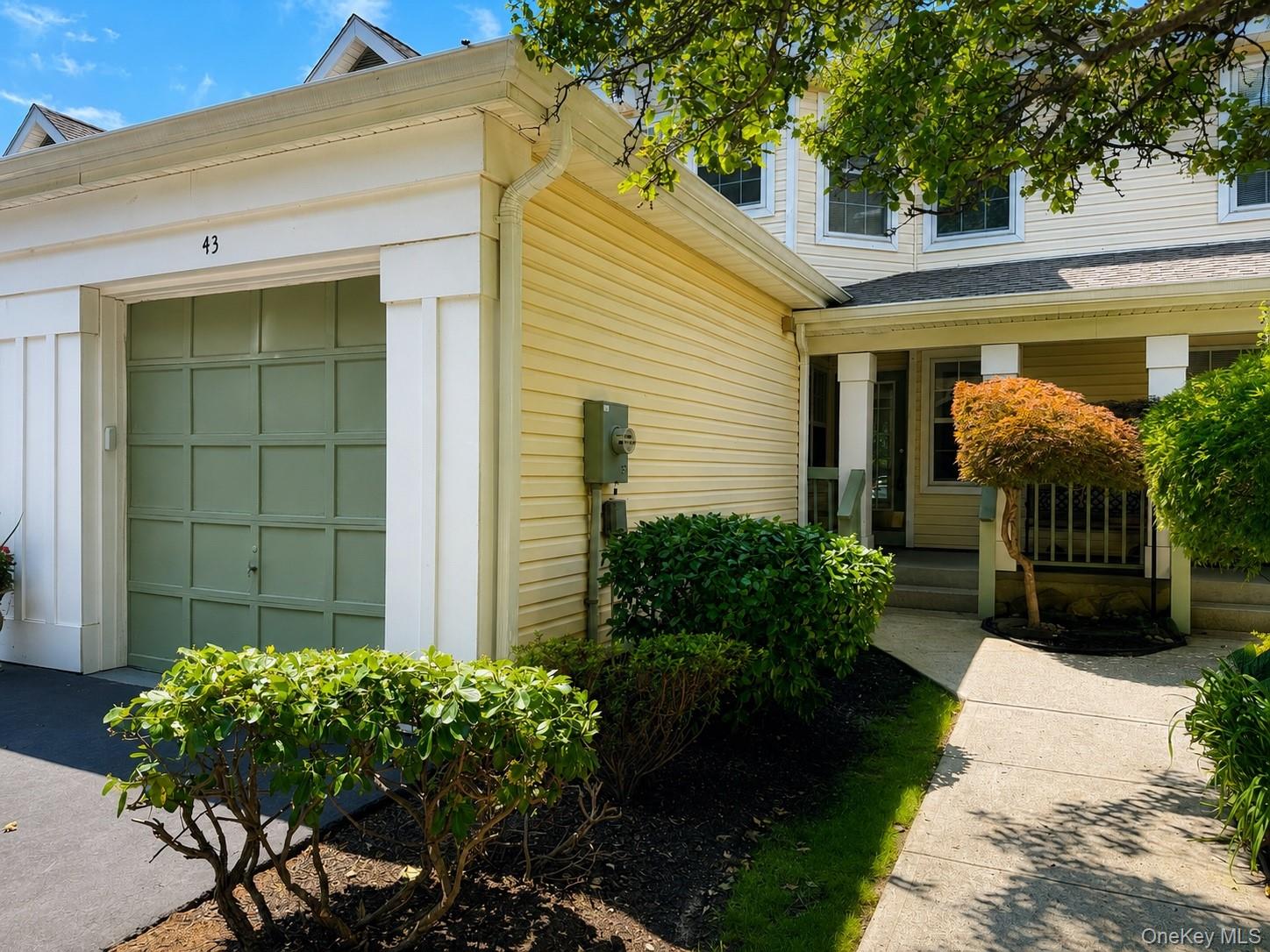 2nd image of 43 Commodore Circle, Brookhaven, NY 11776 | MLS# 1036637