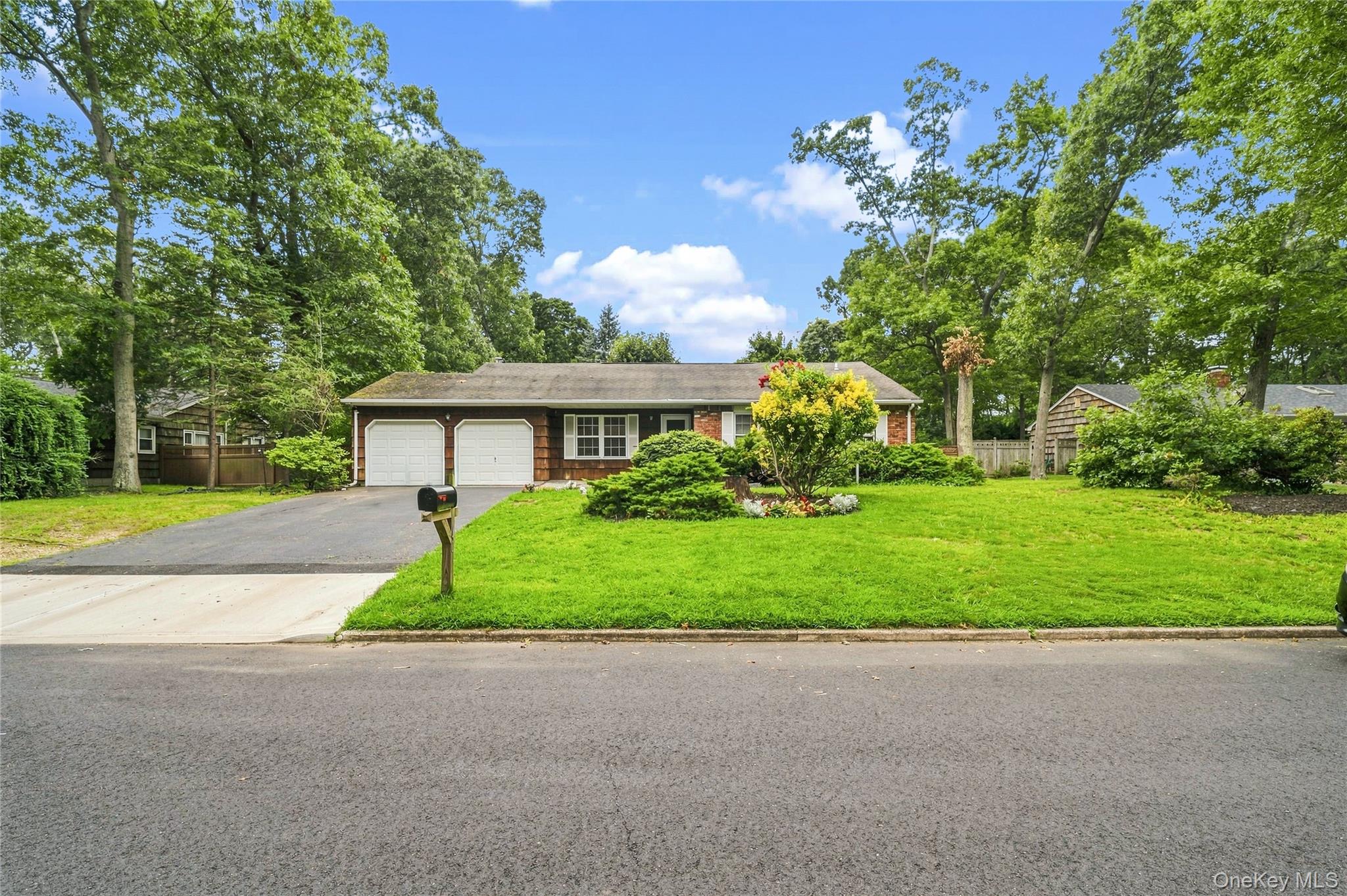 5th image of 40 Glenridge Ave, Brookhaven, NY 11790 | MLS# 1036659