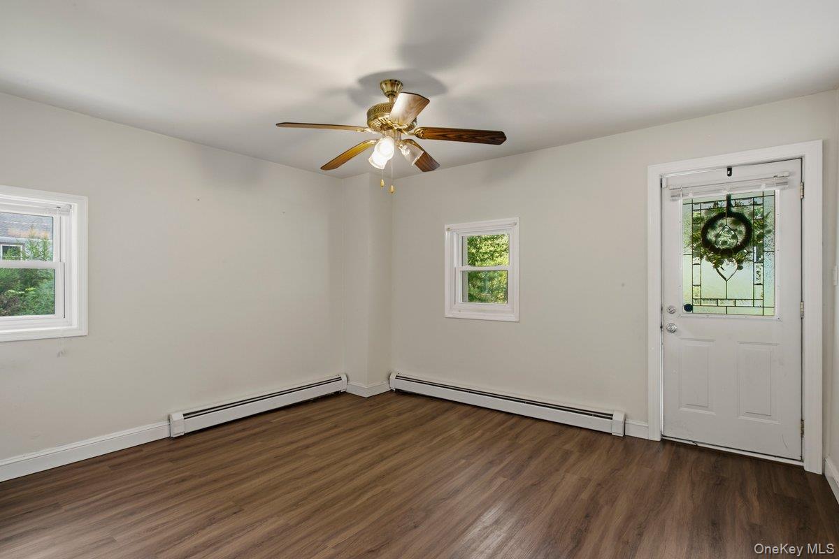 2nd image of 7 Dolfinger Ln, Fishkill, NY 12524 | MLS# 1036669