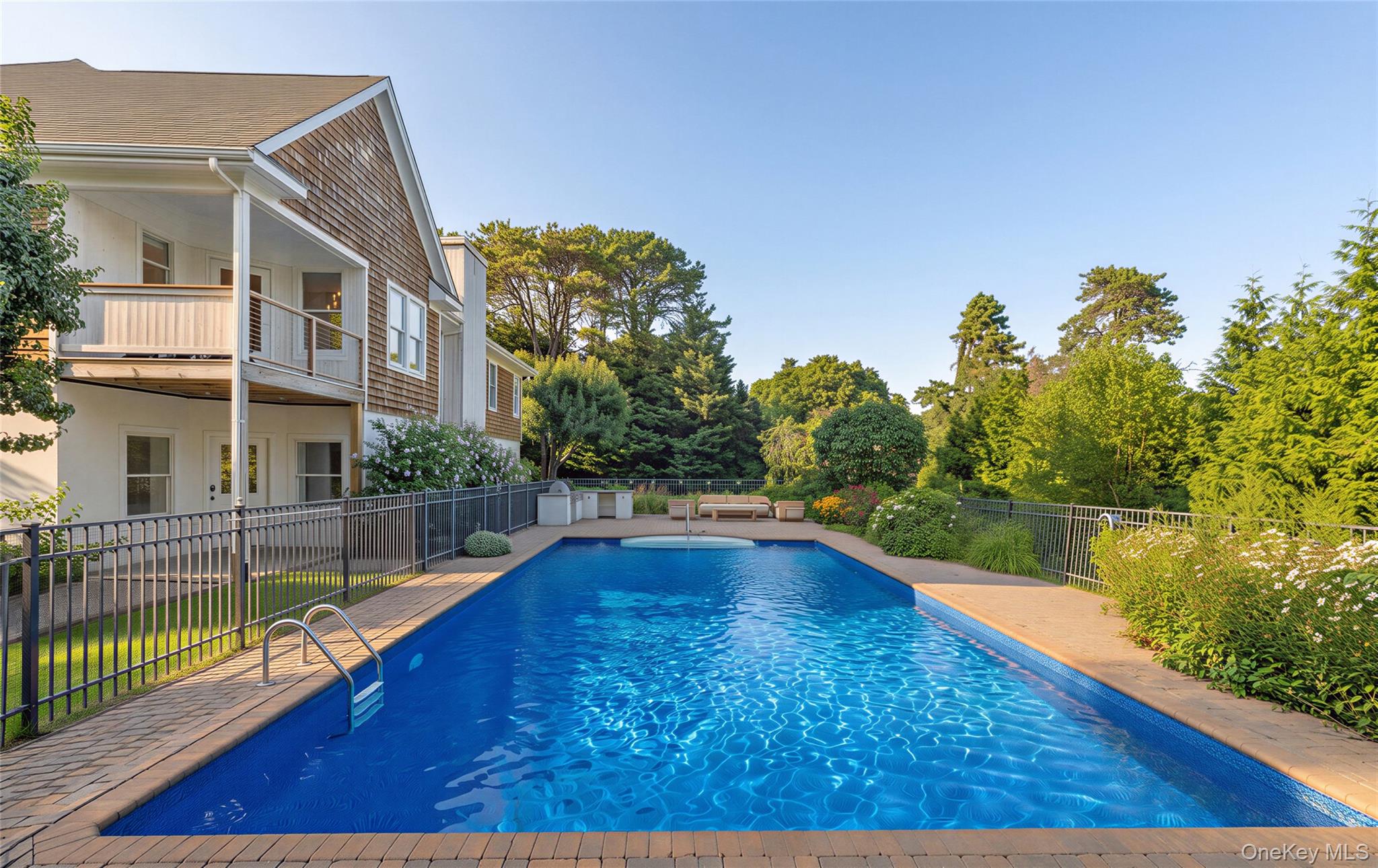 3rd image of 10 Peconic View Ct, Southampton, NY 11968 | MLS# 1036671