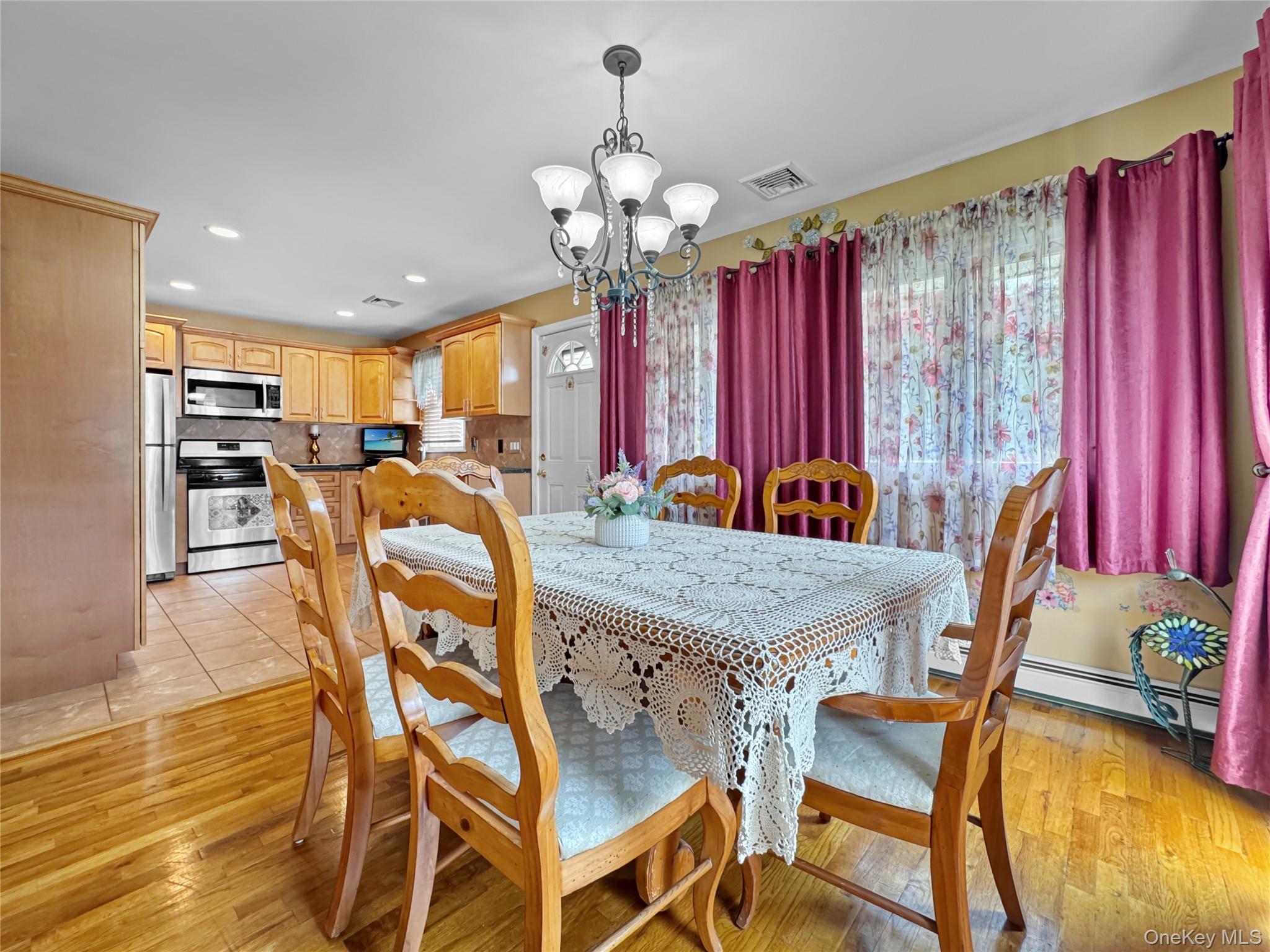 5th image of 2810 Charles Rd, Hempstead, NY 11793 | MLS# 1036672