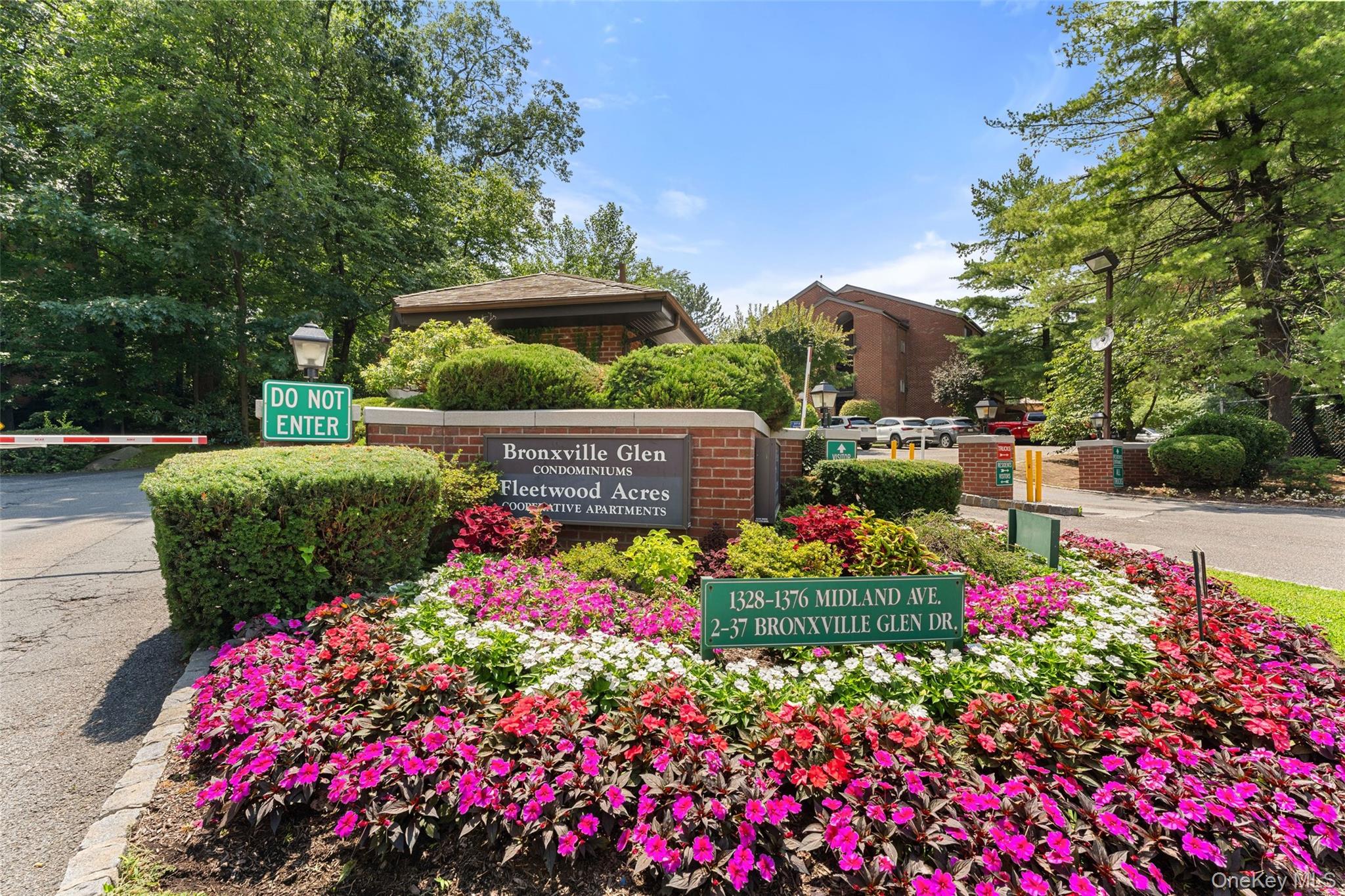 1st image of 18 Bronxville Glen Dr #3-12, Yonkers, NY 10708 | MLS# 1036675