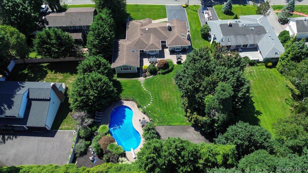 2nd image of 14 Hickman St, Oyster Bay, NY 11791 | MLS# 1036679